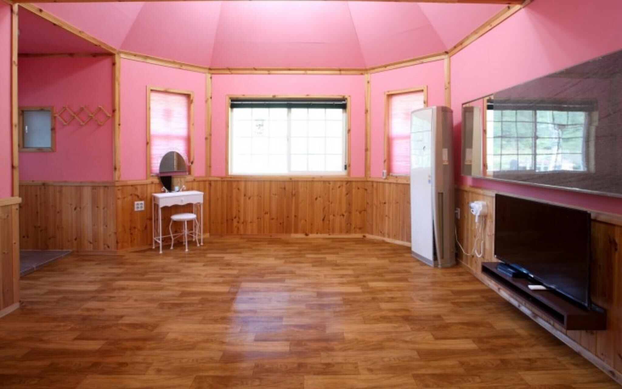 Chuncheon Pet Island Pension