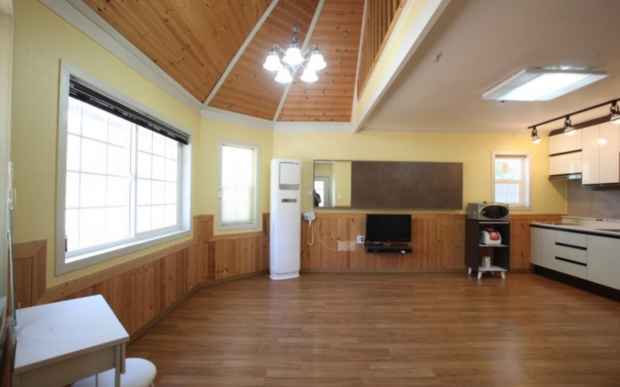 Chuncheon Pet Island Pension