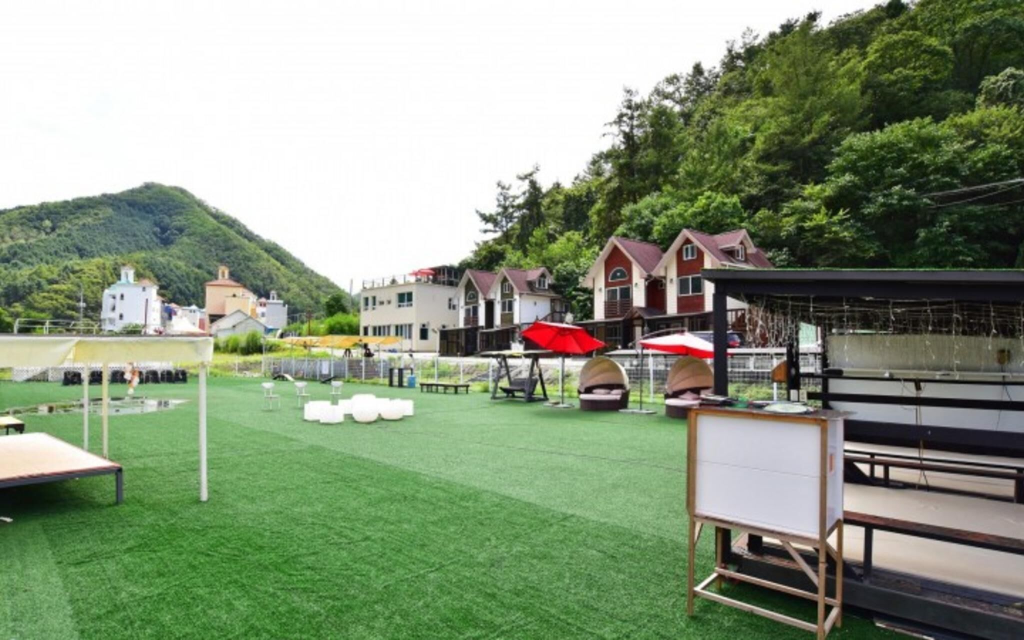 Chuncheon Pet Island Pension