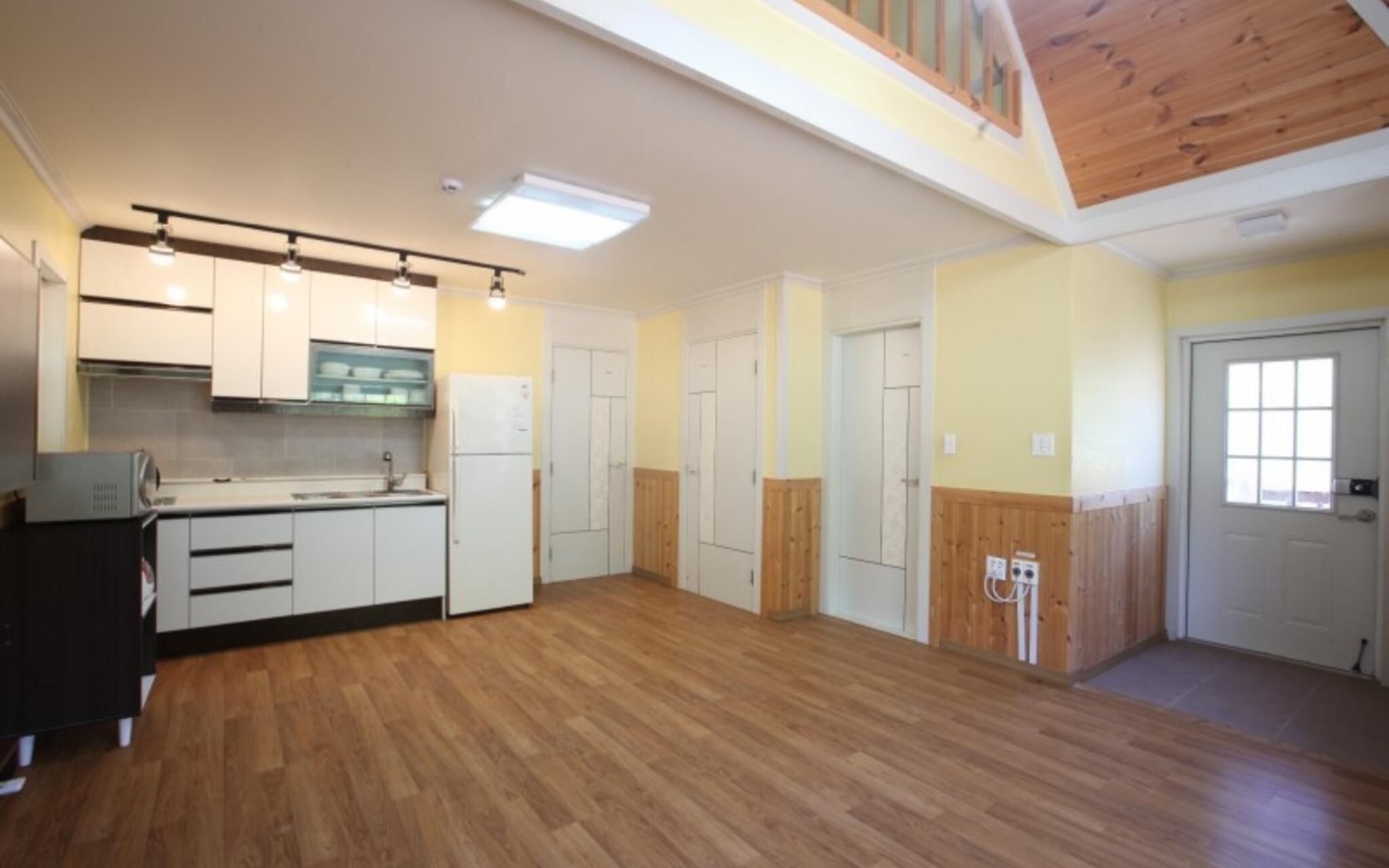 Chuncheon Pet Island Pension