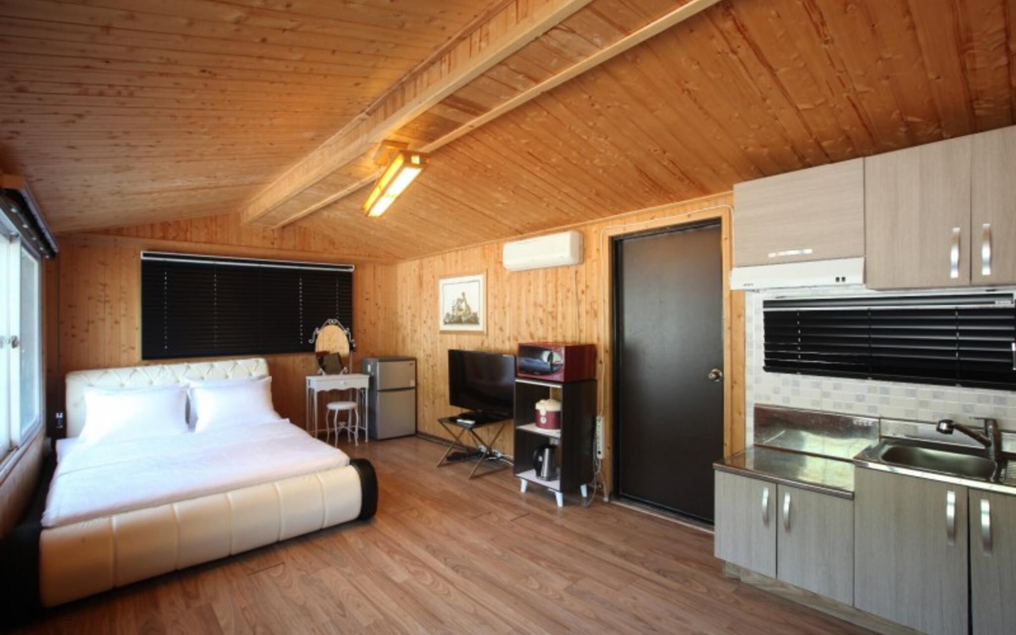 Chuncheon Pet Island Pension