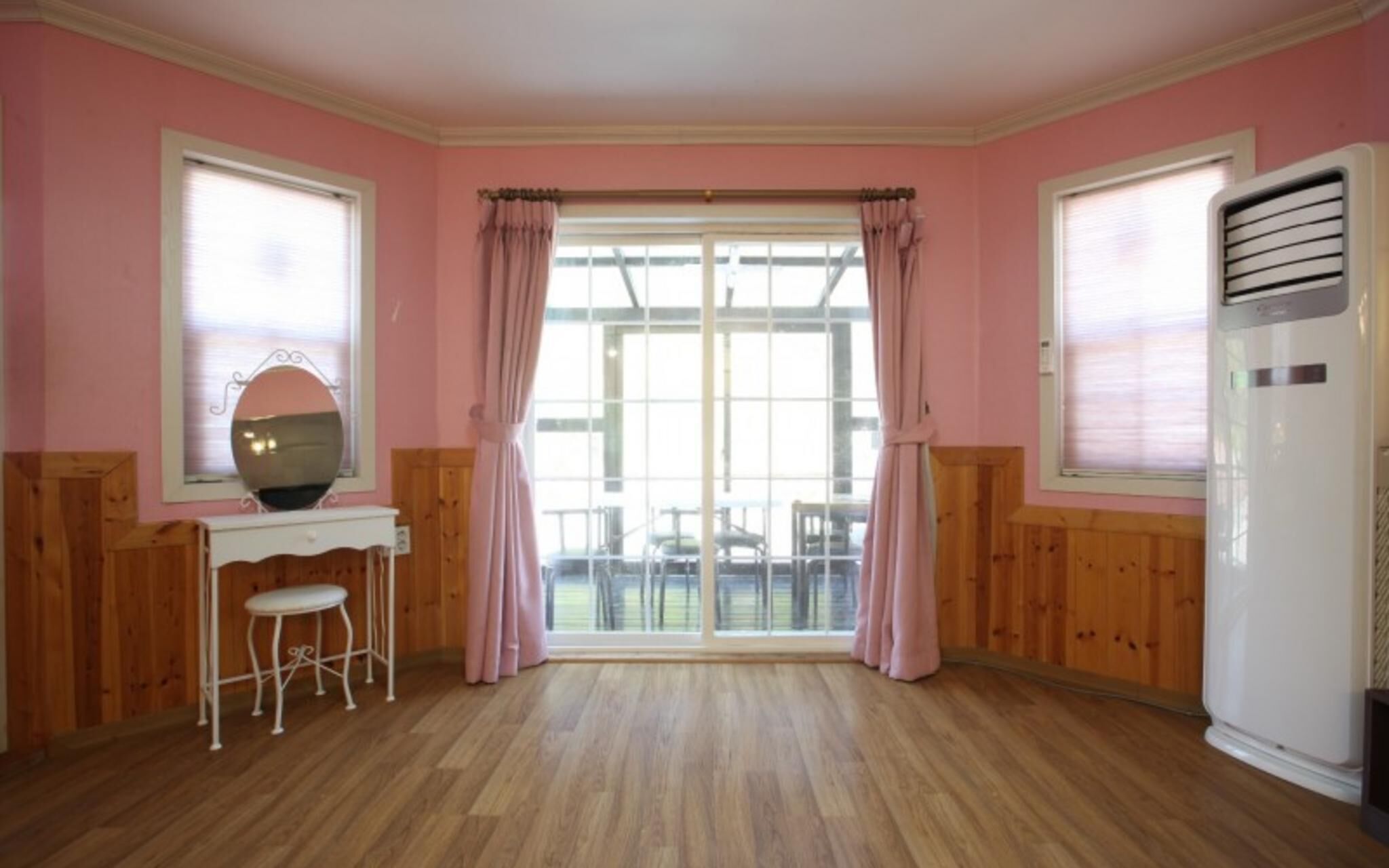 Chuncheon Pet Island Pension