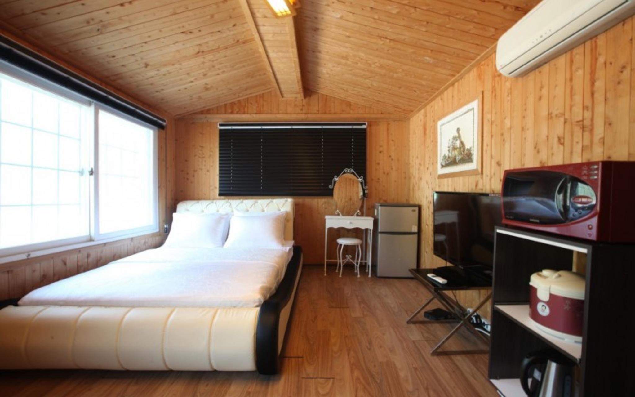 Chuncheon Pet Island Pension