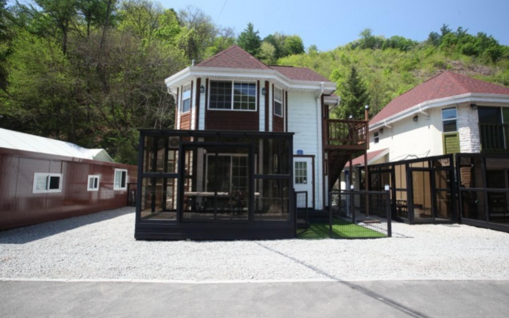 Chuncheon Pet Island Pension