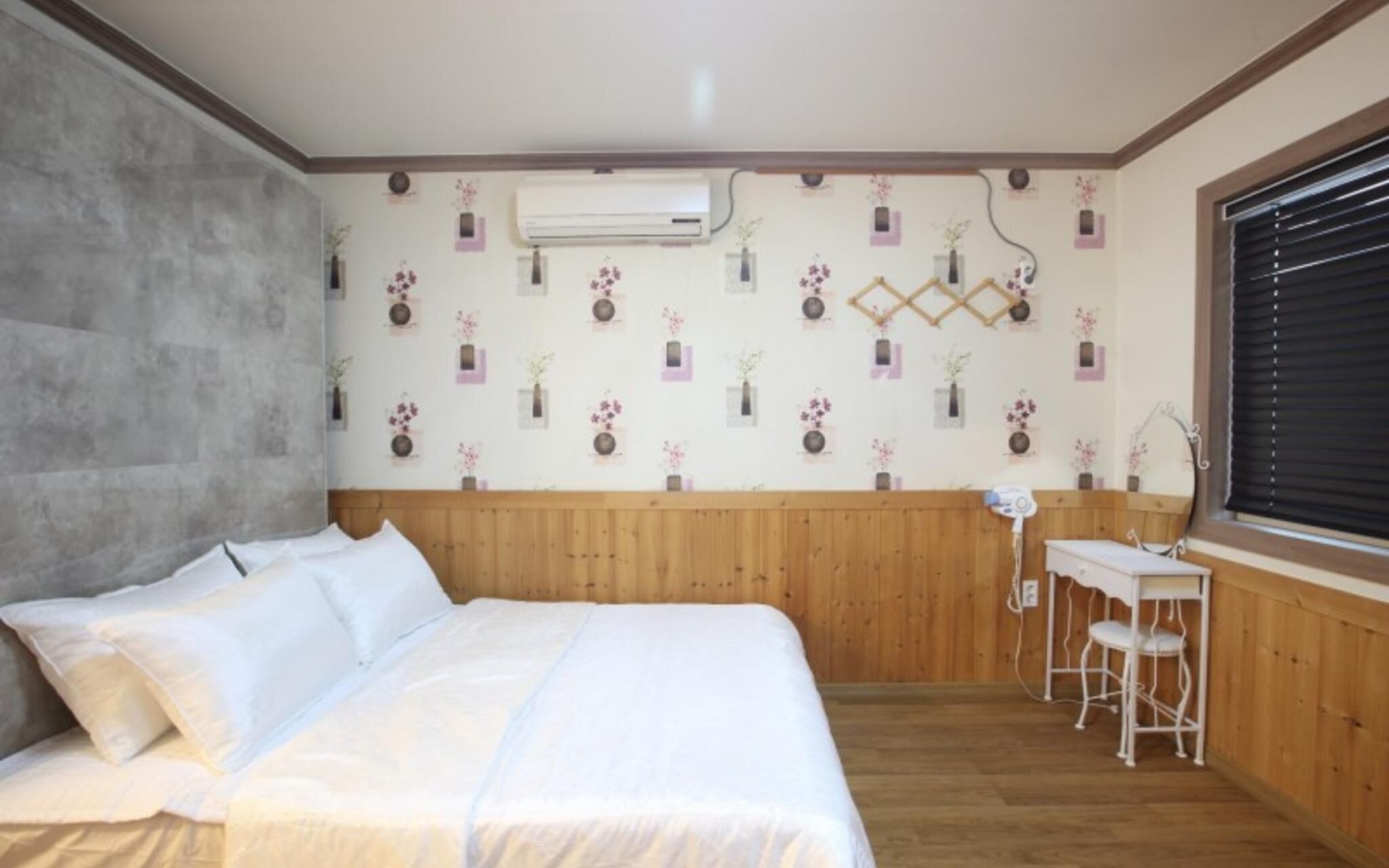 Chuncheon Pet Island Pension