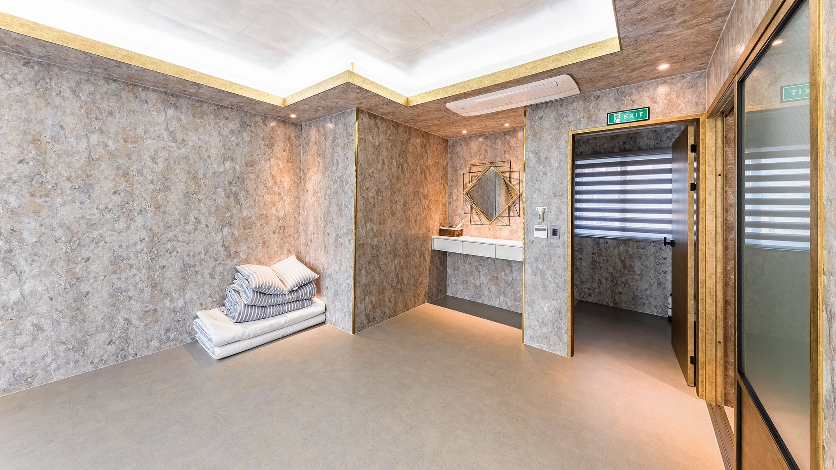 Chuncheon Poolhouse Epop