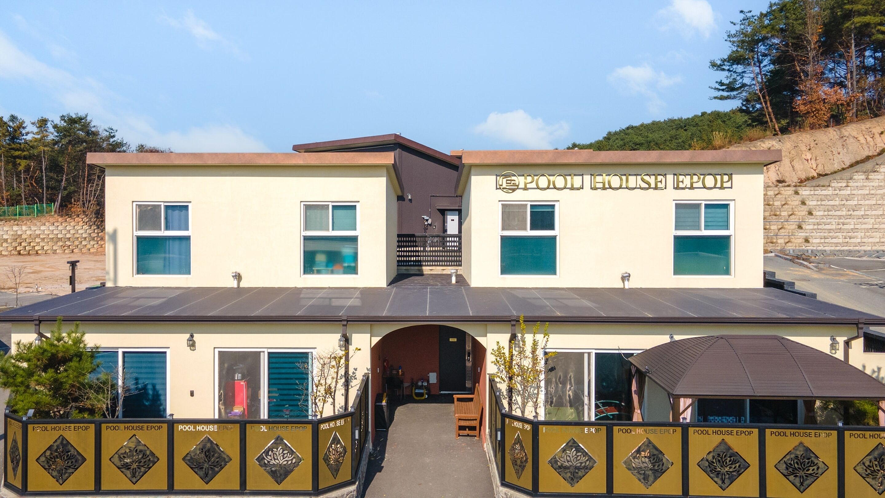 Chuncheon Poolhouse Epop