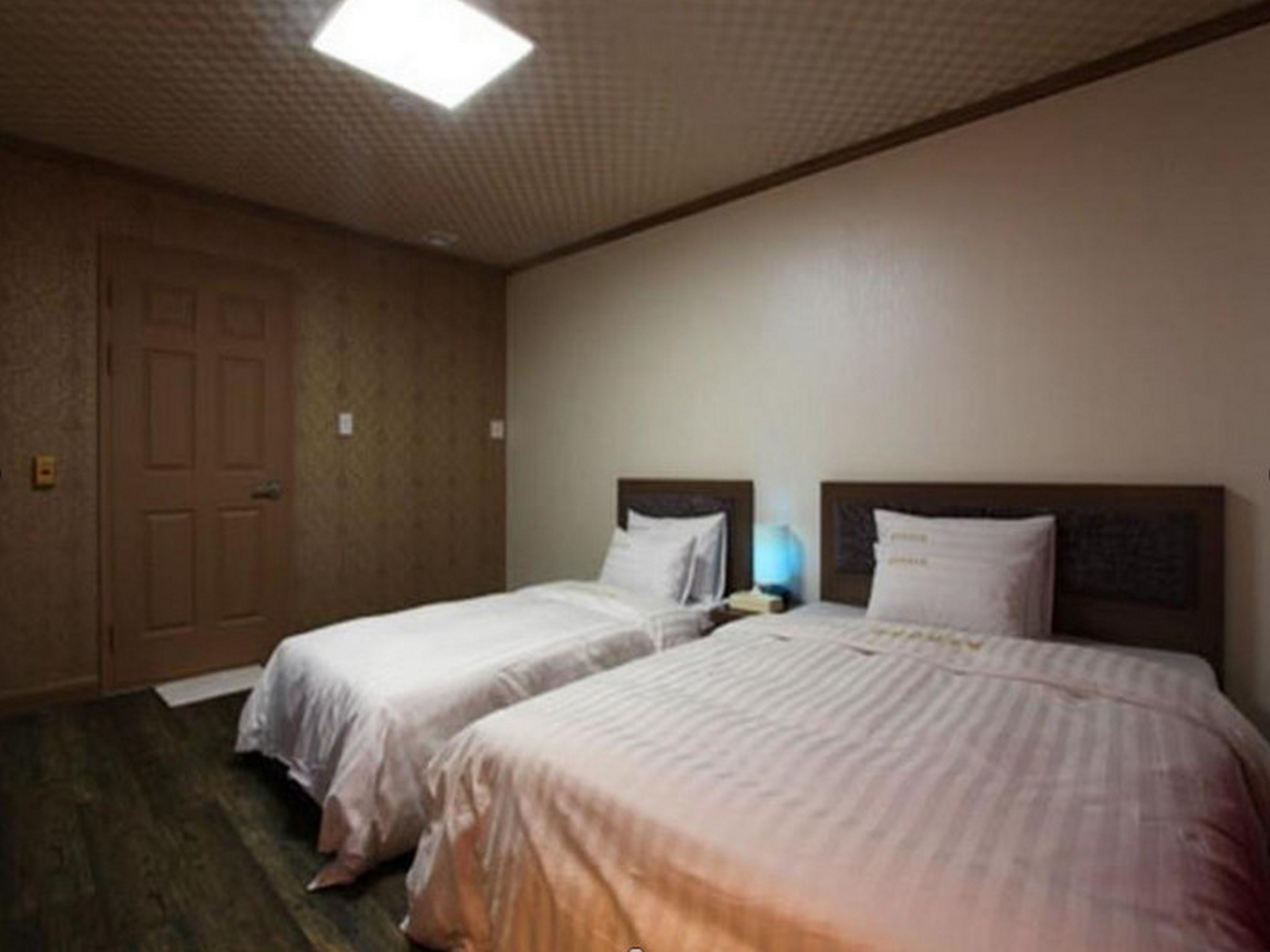 Chuncheon Tourist Hotel