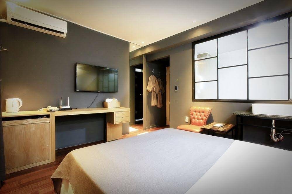 Chuncheon Urbane Hotel