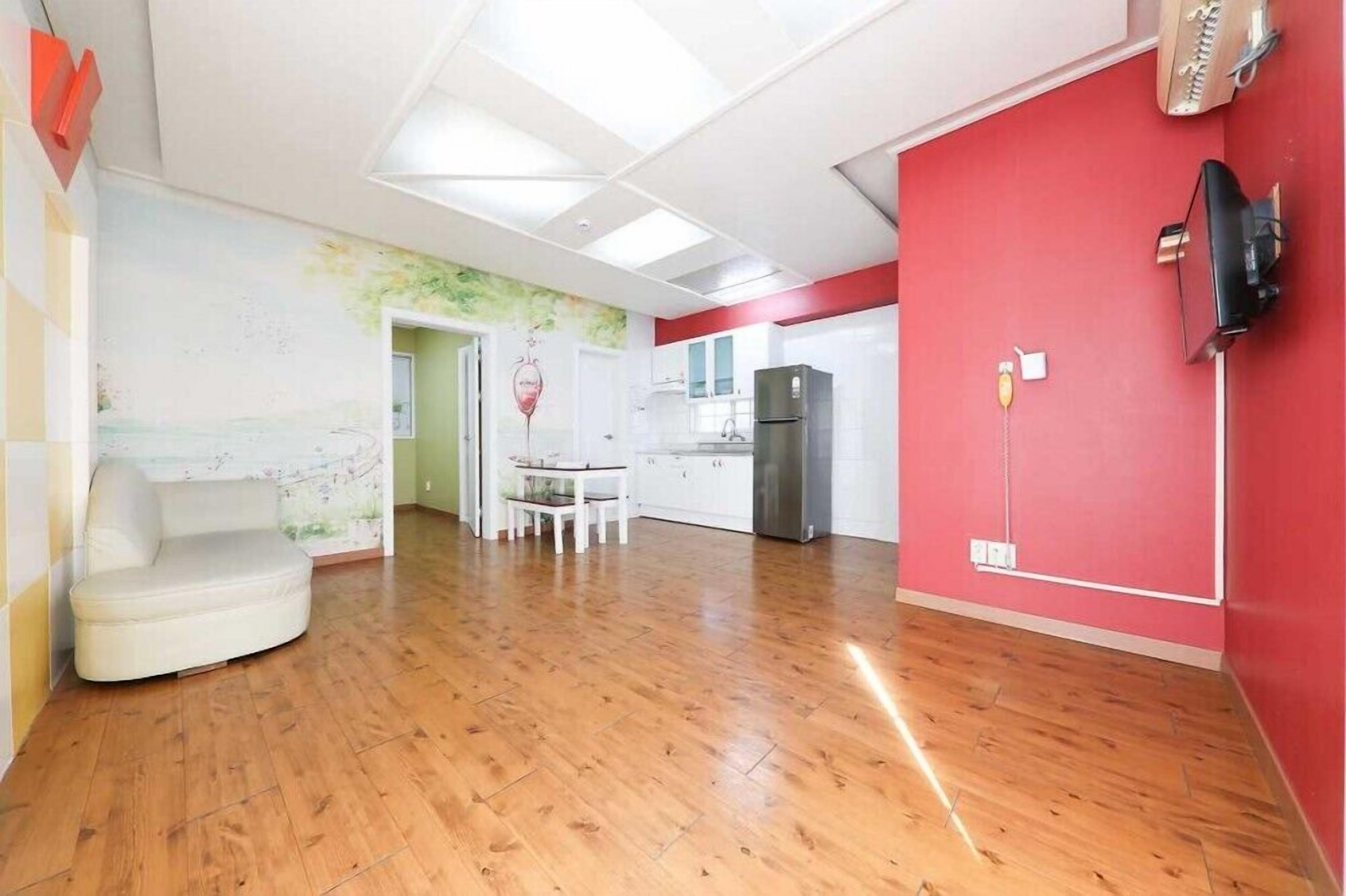 Gangchon Palace Pension