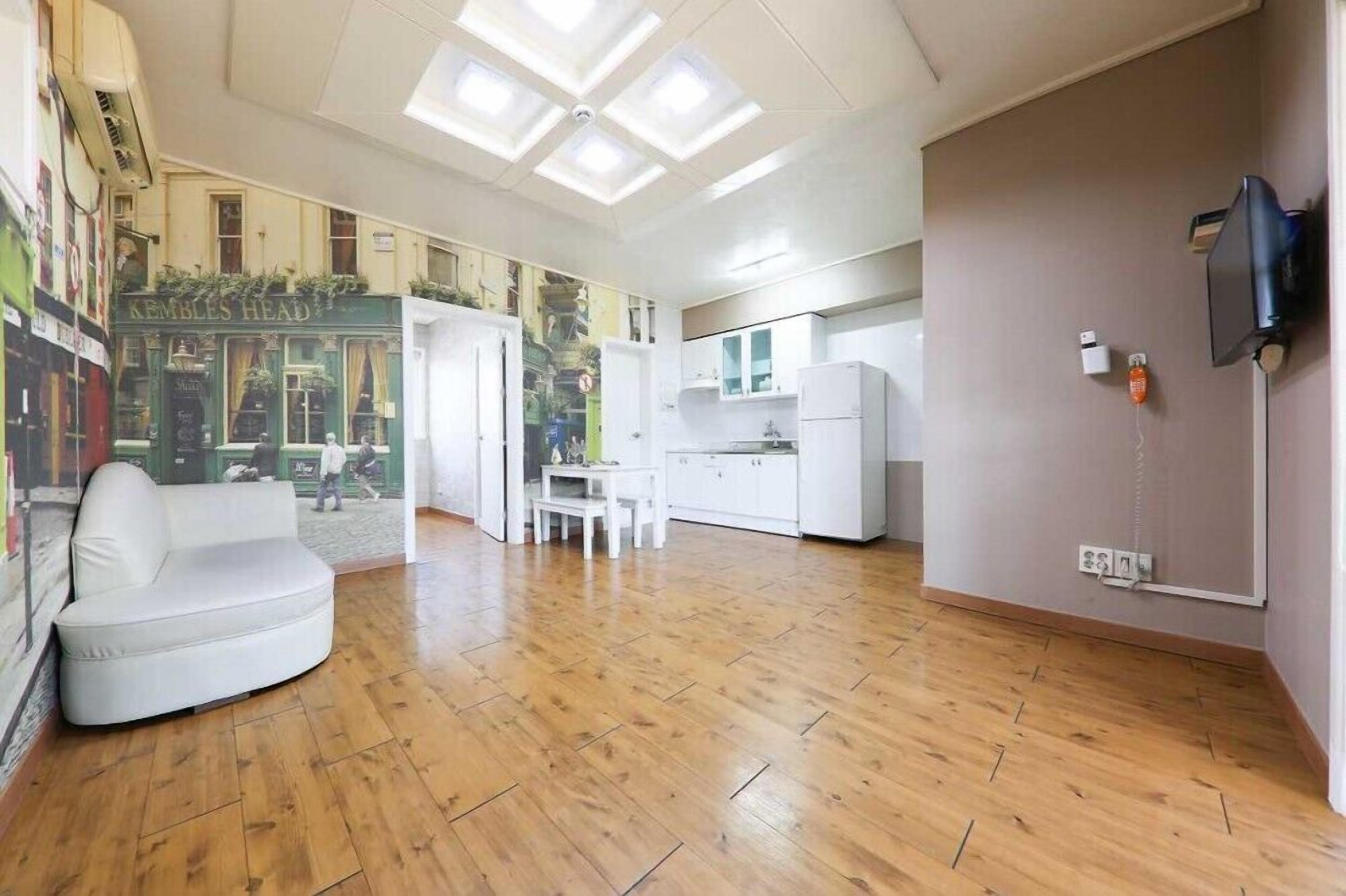 Gangchon Palace Pension