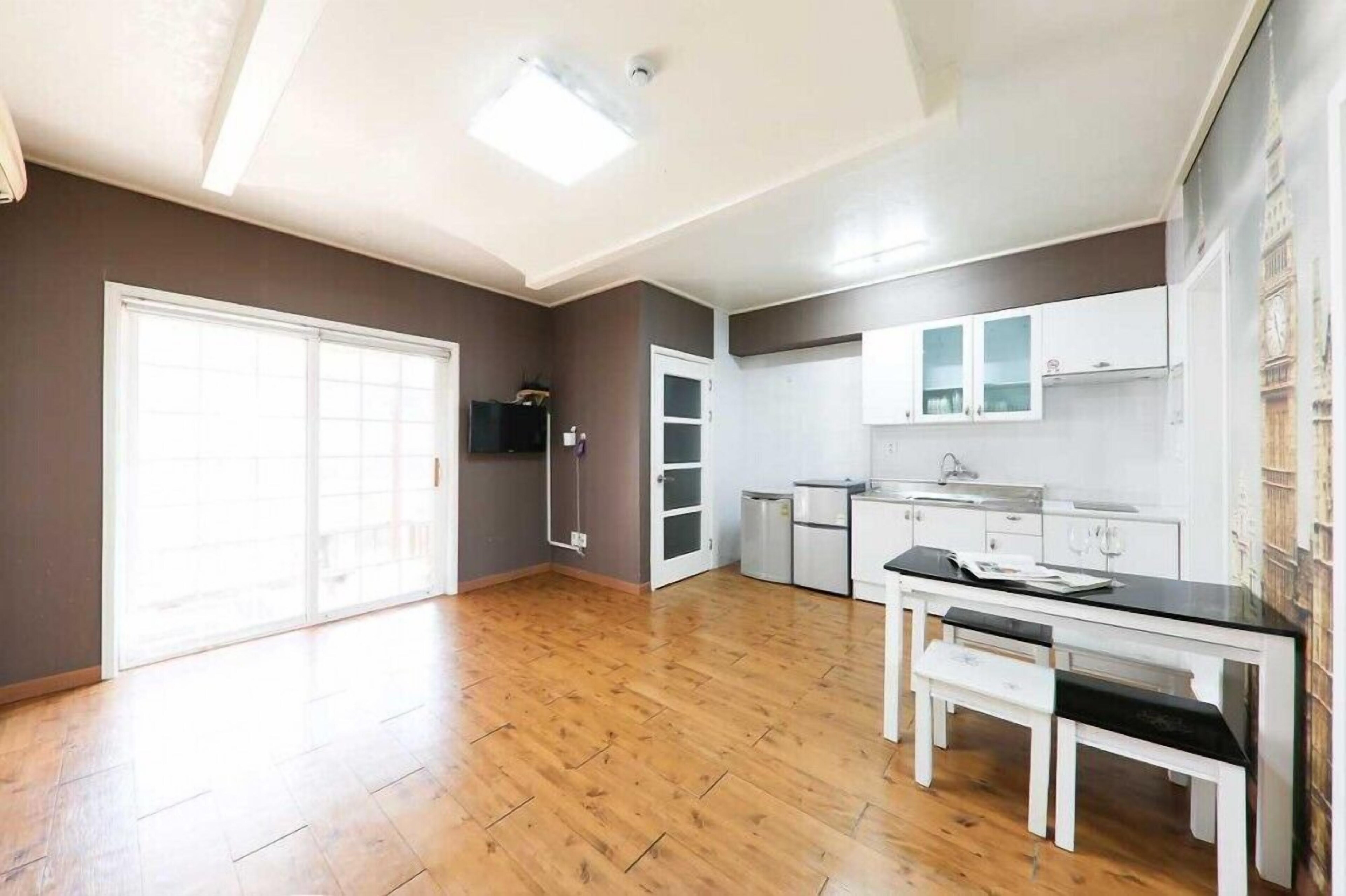 Gangchon Palace Pension