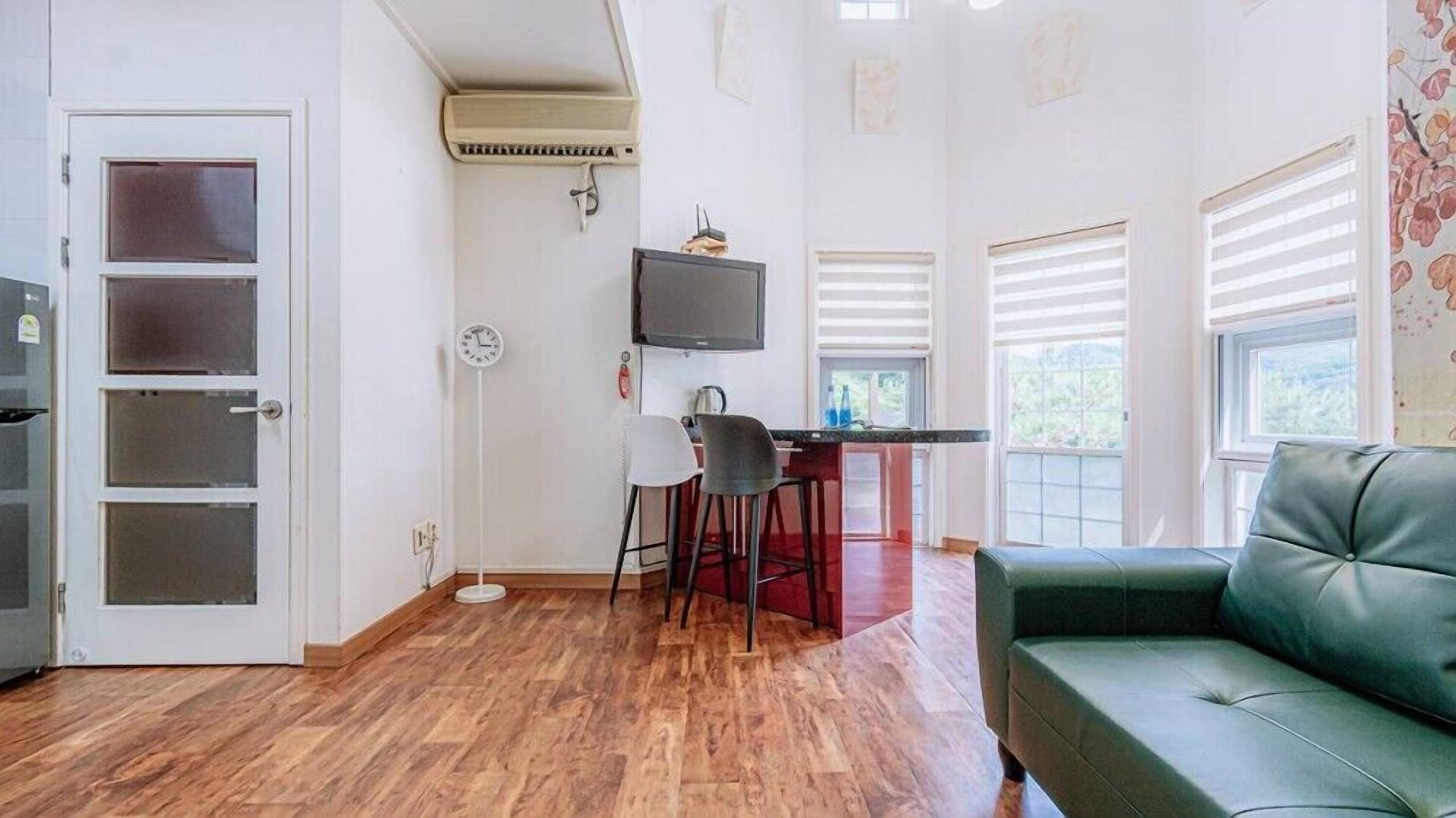 Gangchon Palace Pension