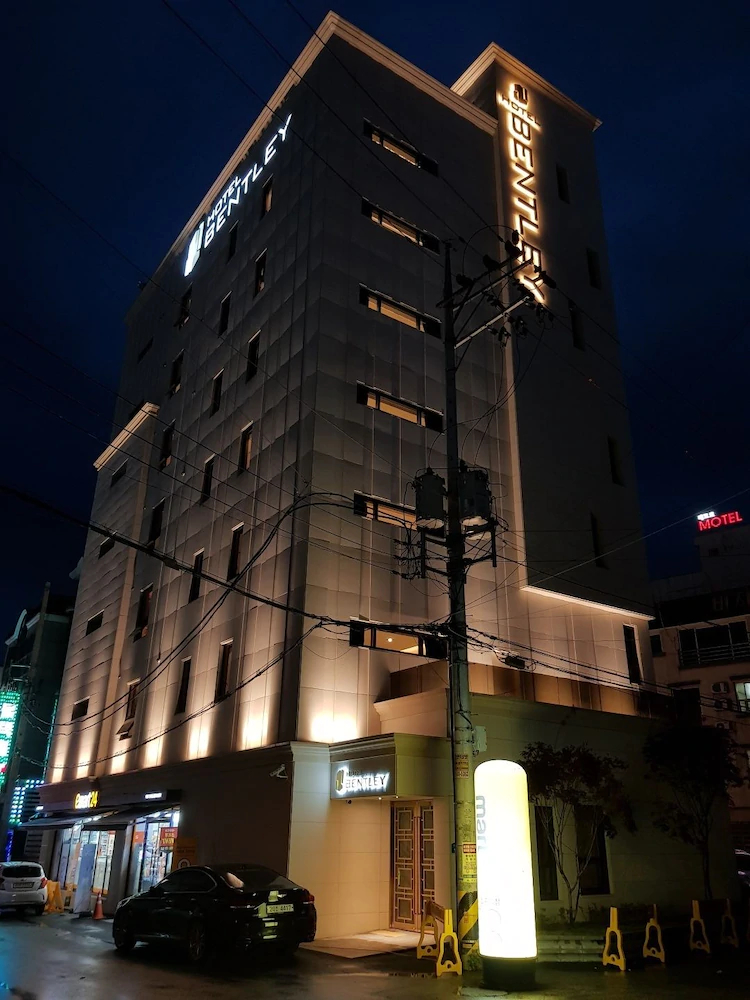 Hotel Bentley