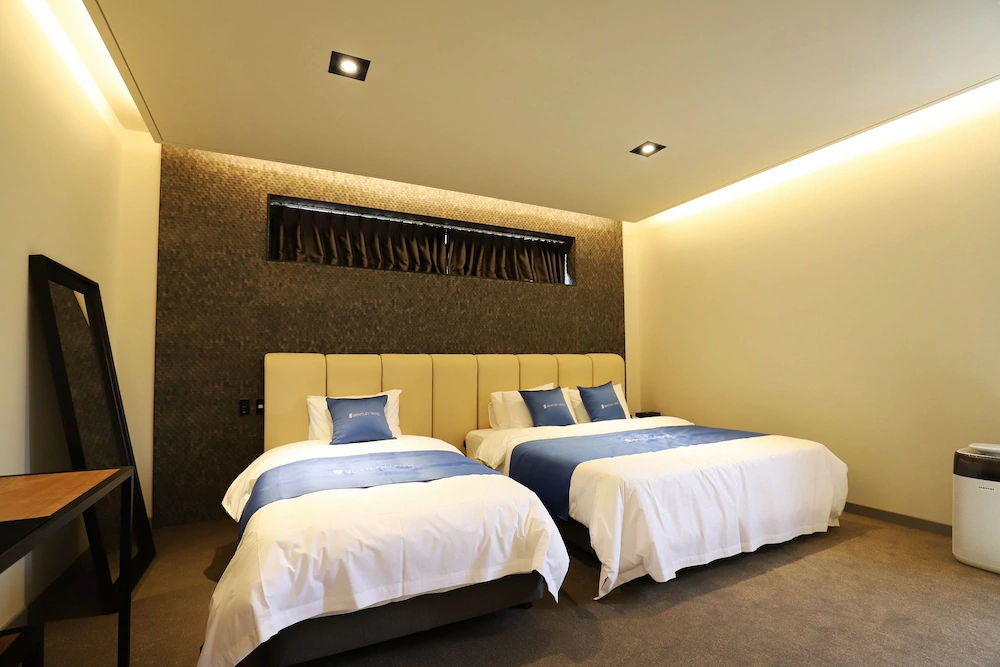 Hotel Bentley