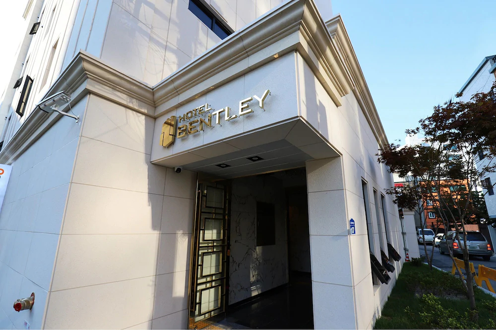 Hotel Bentley