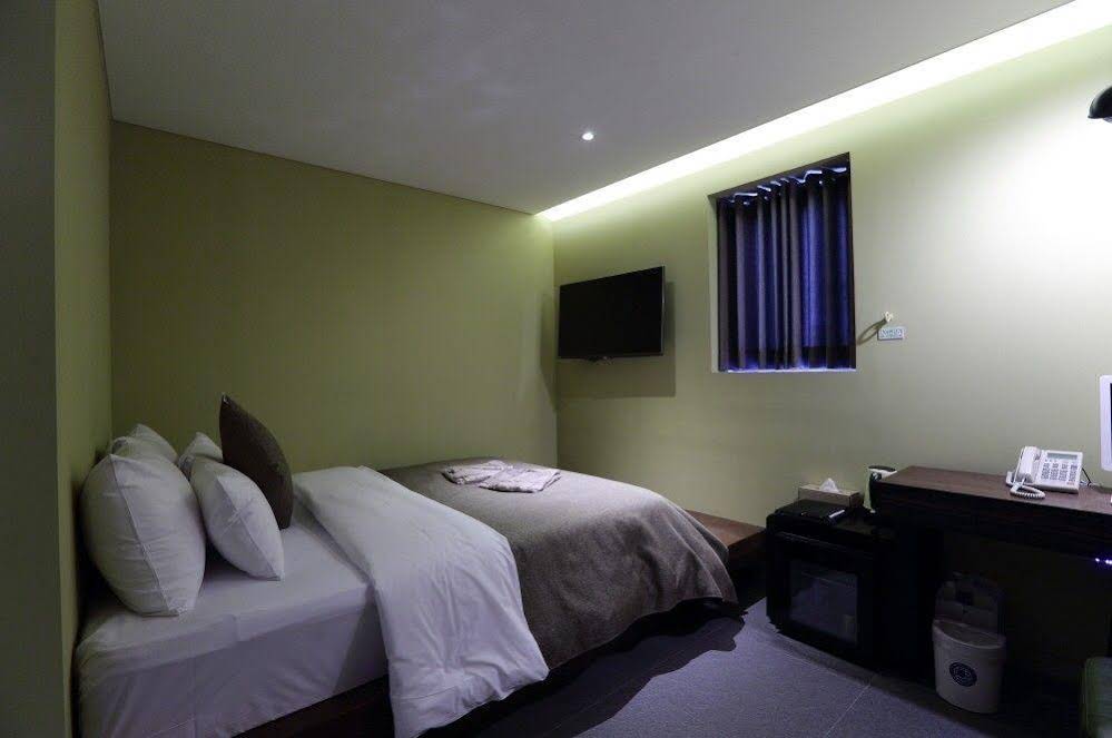 Hotel Myeongjak