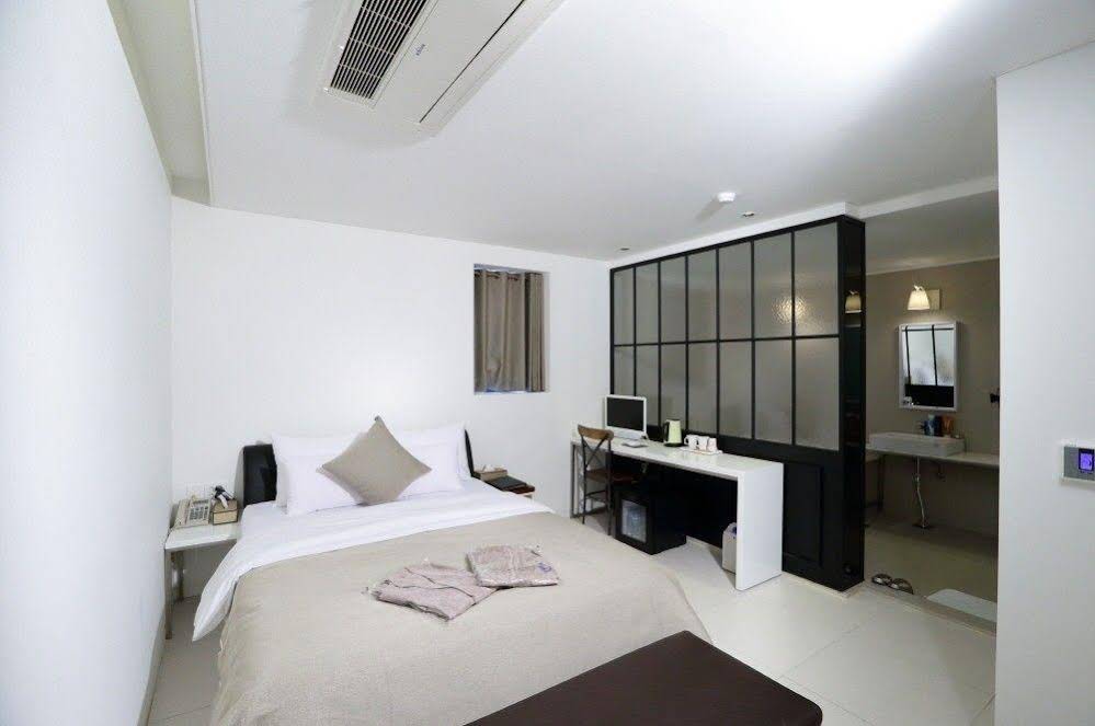 Hotel Myeongjak
