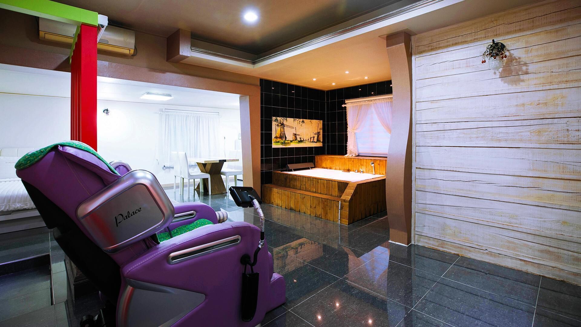 Nami Island Nara Spa Pension