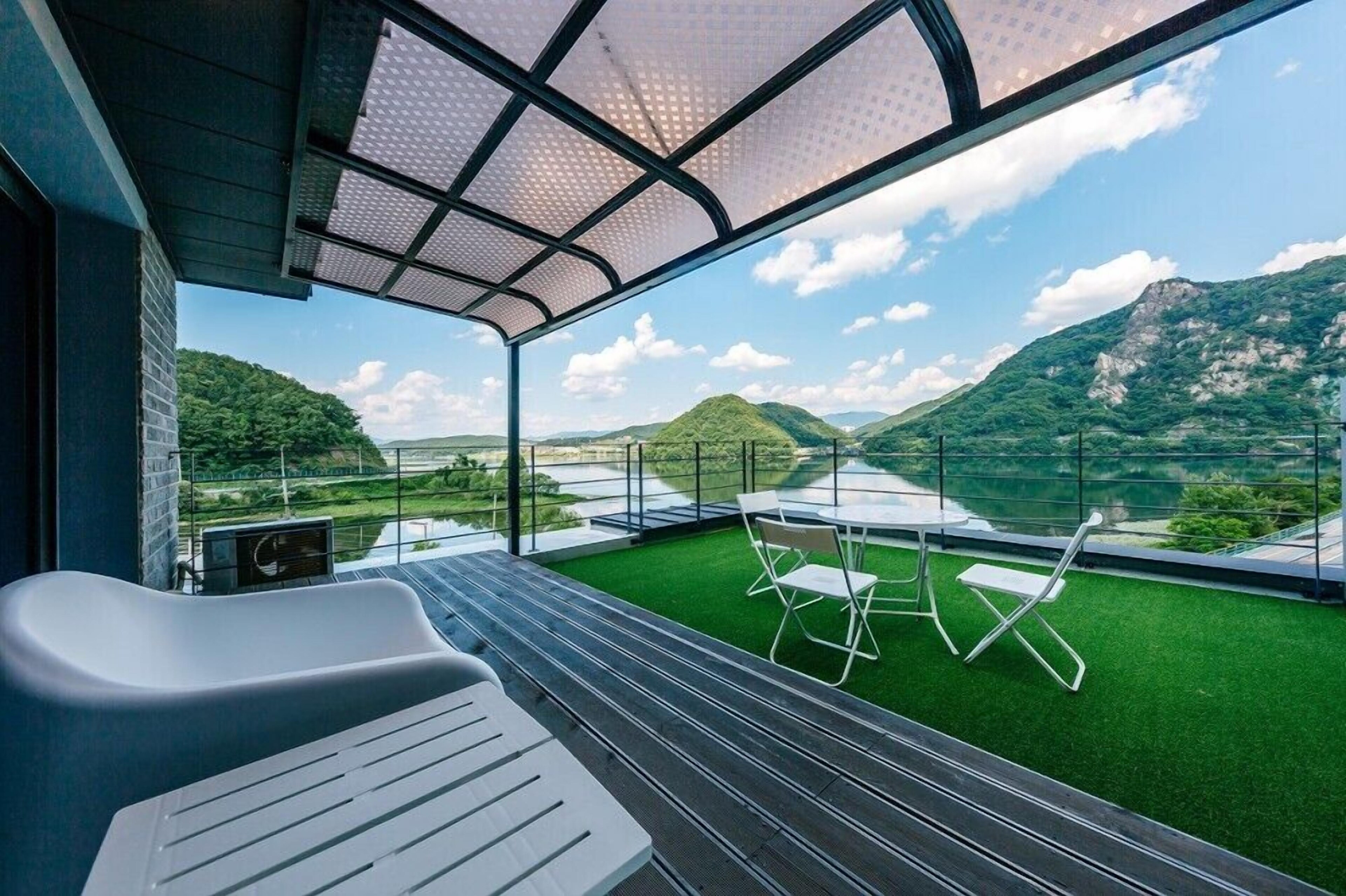 Rabbit Star Pension