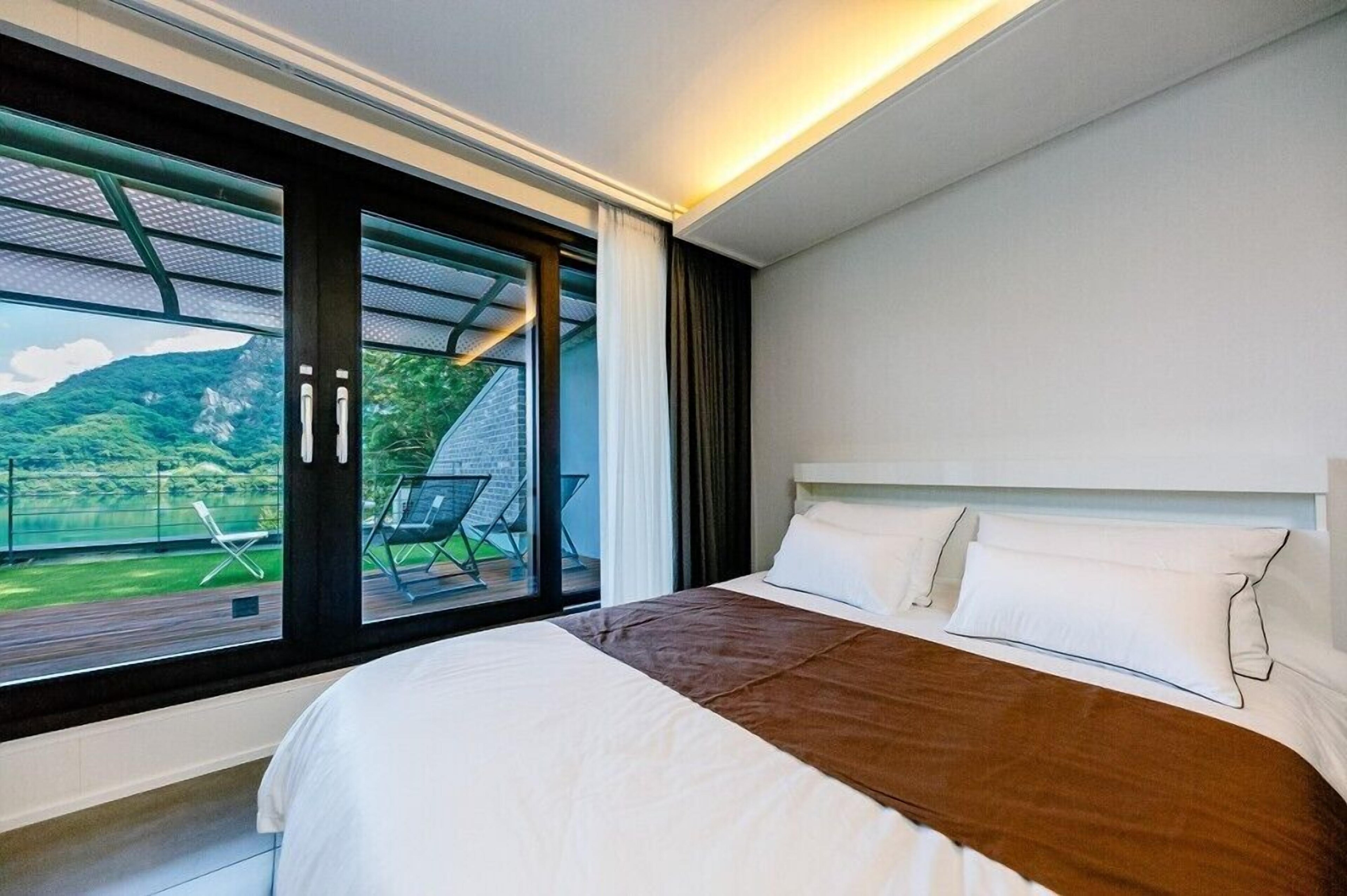 Rabbit Star Pension