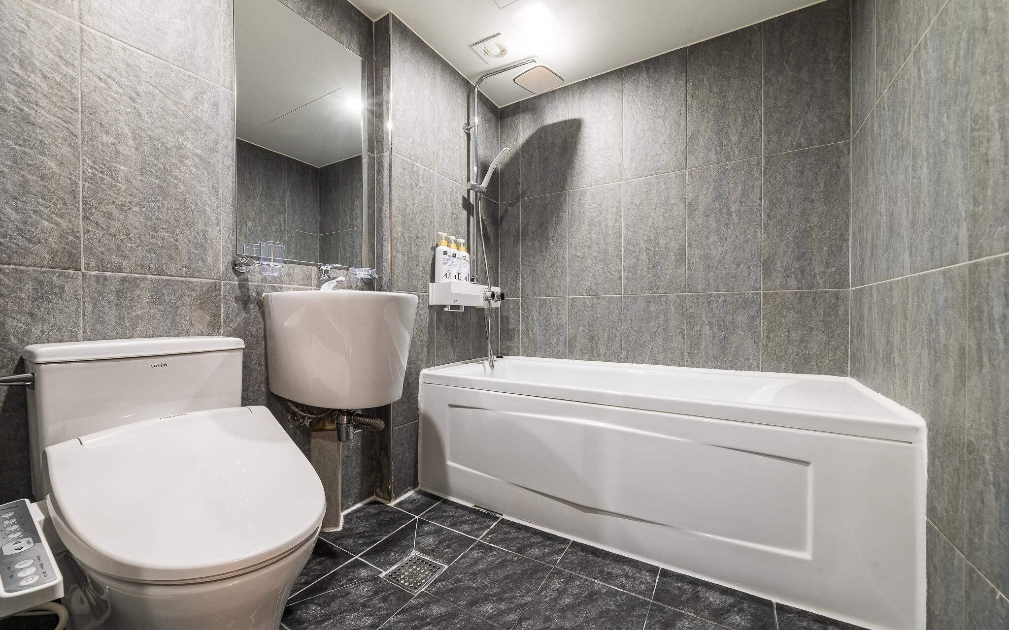 Chungju Lie Hotel