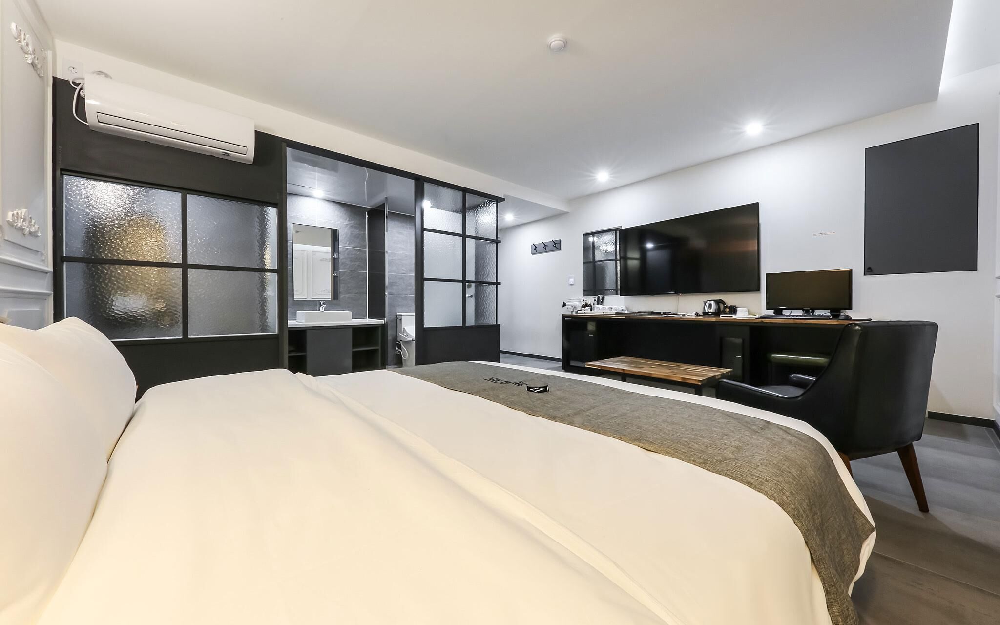 Chungju Lie Hotel
