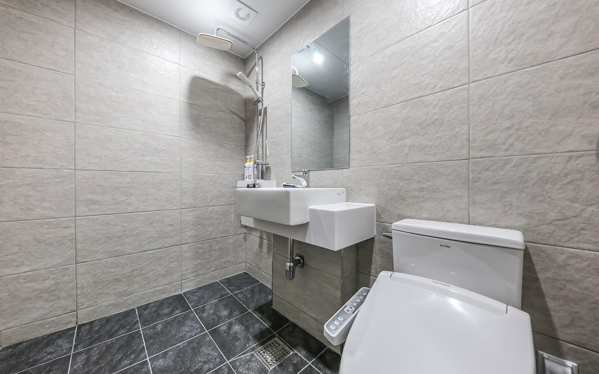 Chungju Lie Hotel