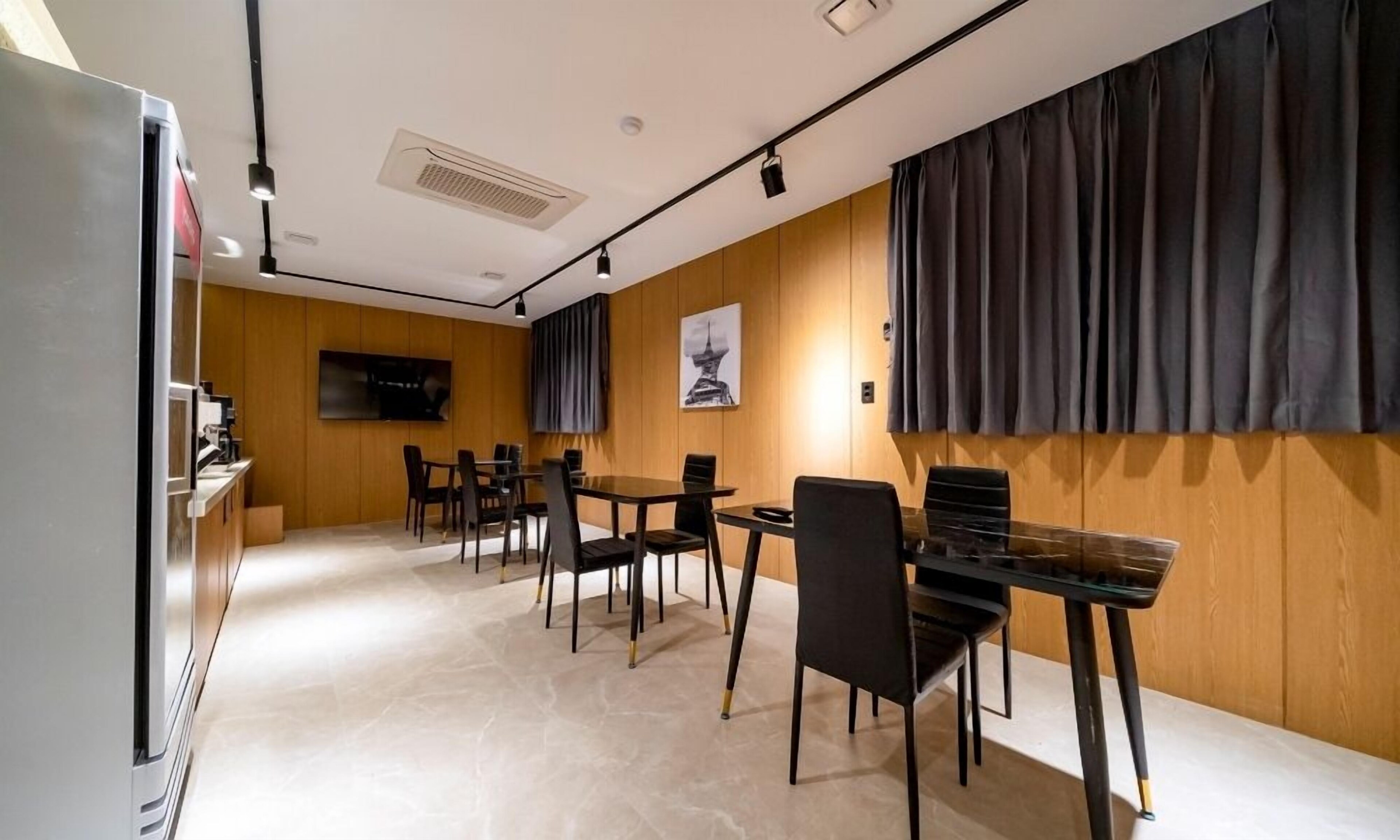 Urban Brown Hotel Chungju City Hall