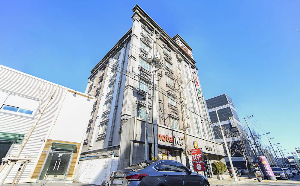 Brown Dot Hotel Seong Seo