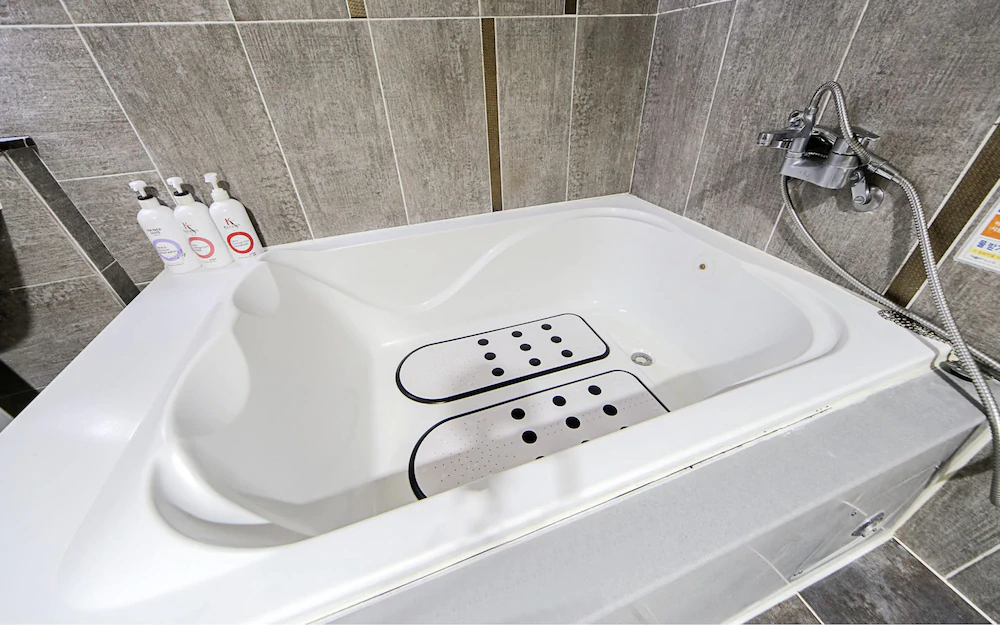 Brown Dot Hotel Seong Seo