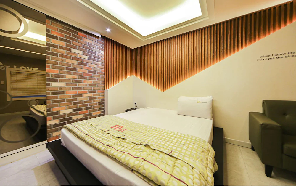 Brown Dot Hotel Seong Seo