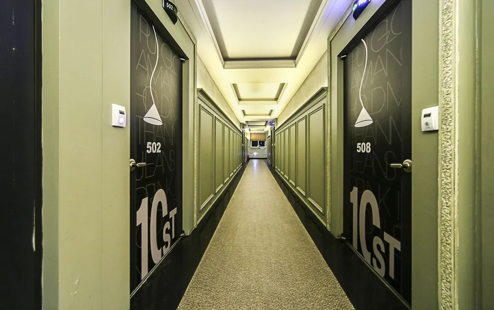 Brown Dot Hotel Seong Seo