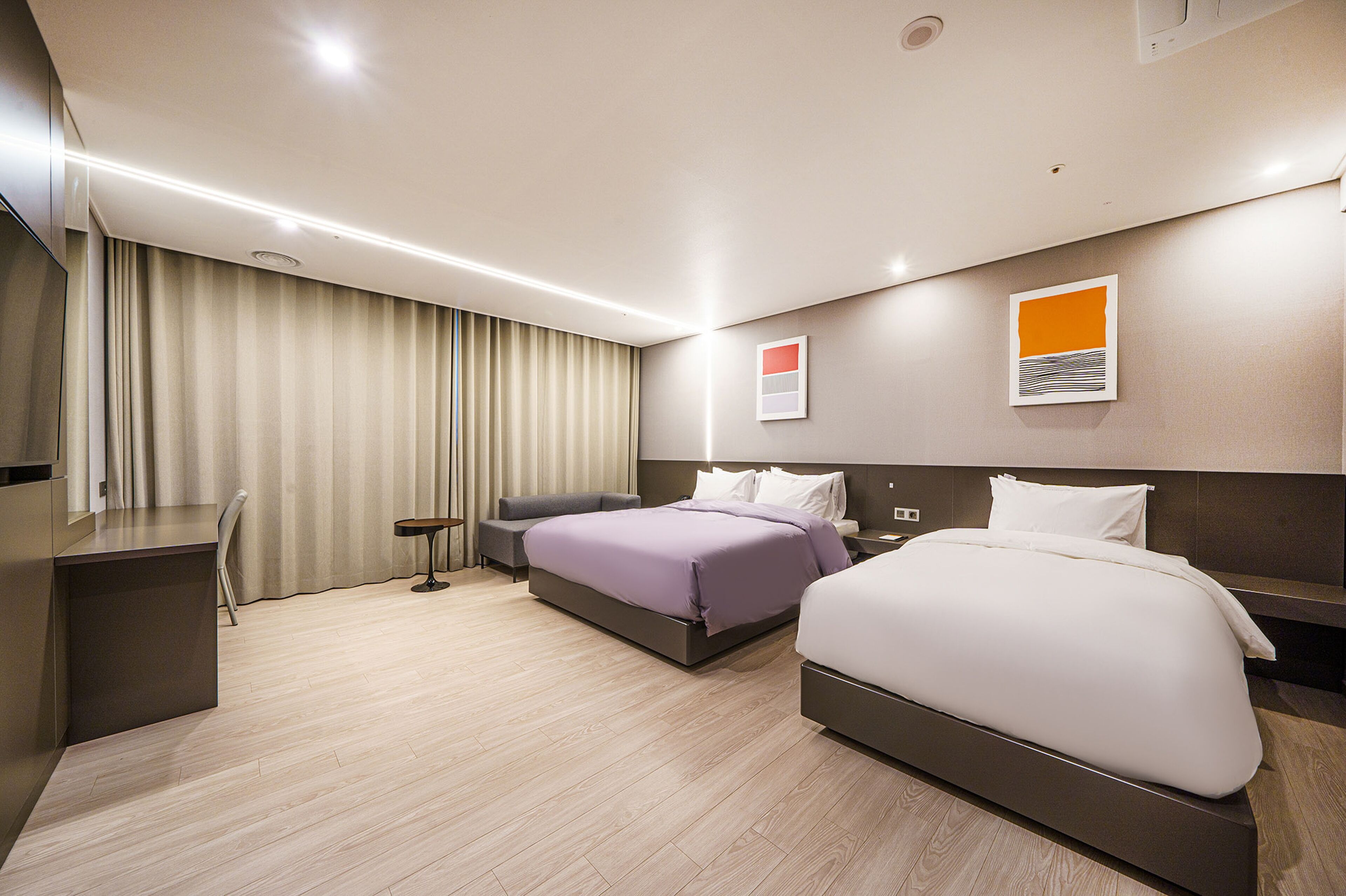 ACT Tourist Hotel