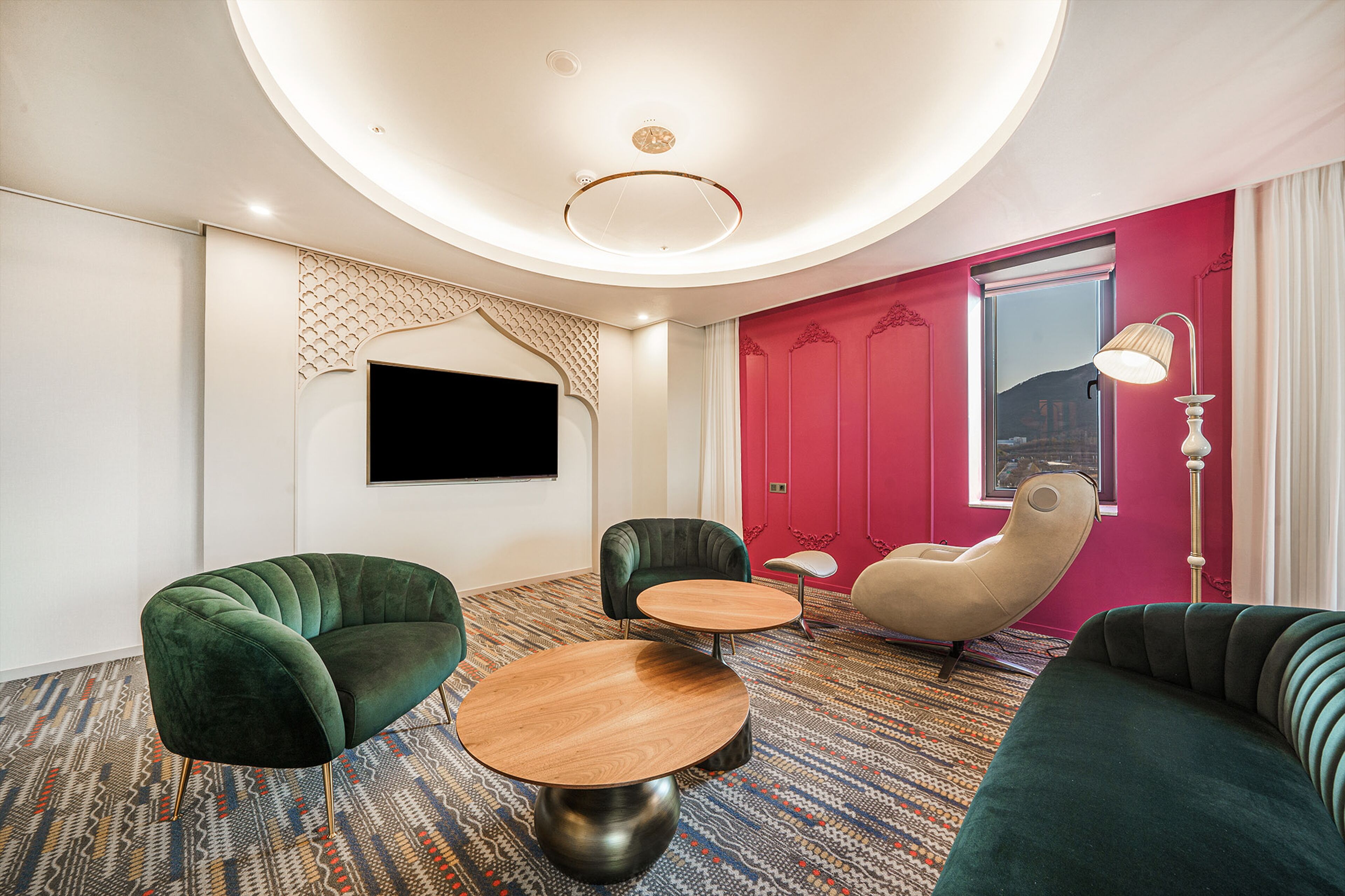 ACT Tourist Hotel
