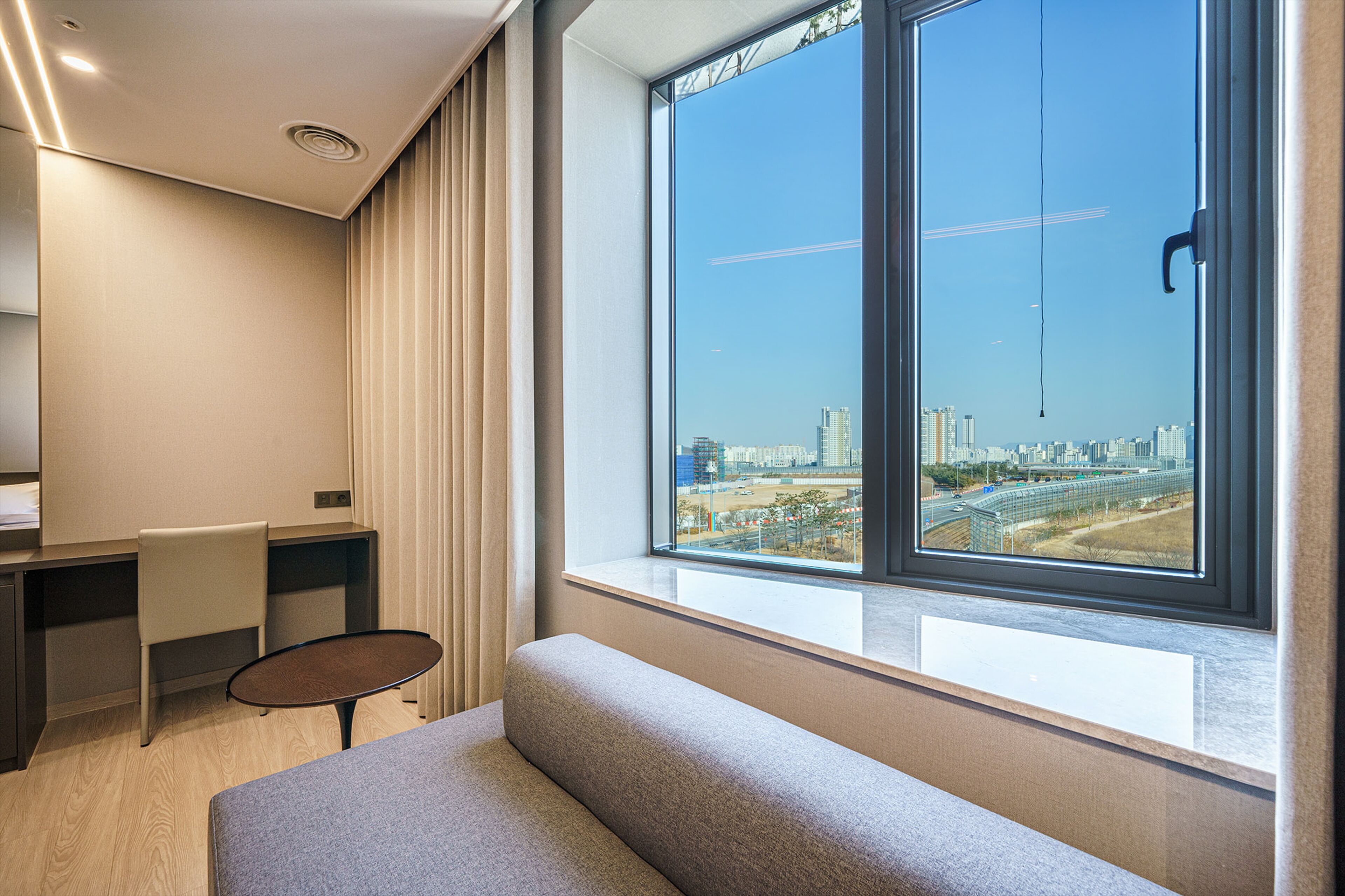 ACT Tourist Hotel