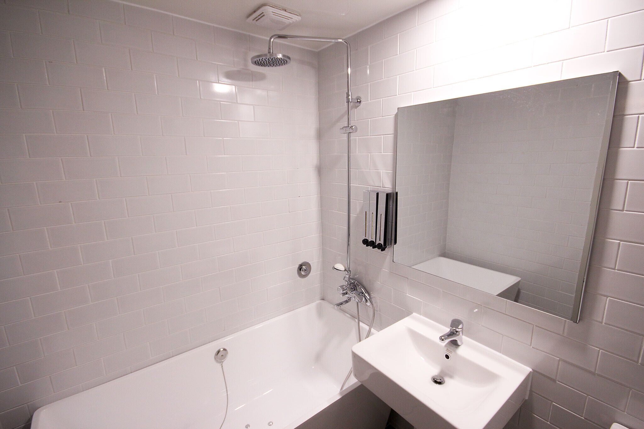 Daegu Dongdaegu Station London Boutique