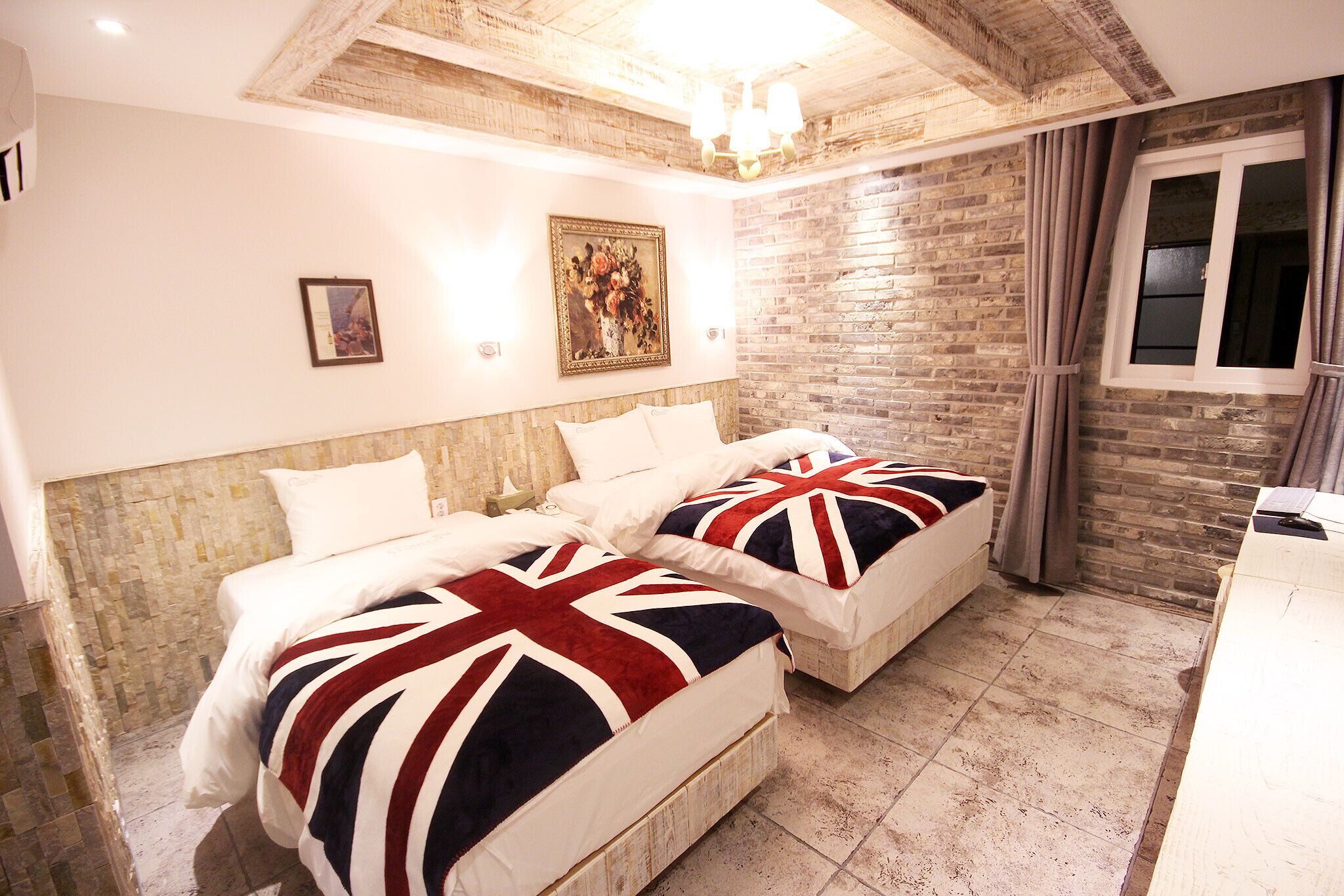 Daegu Dongdaegu Station London Boutique