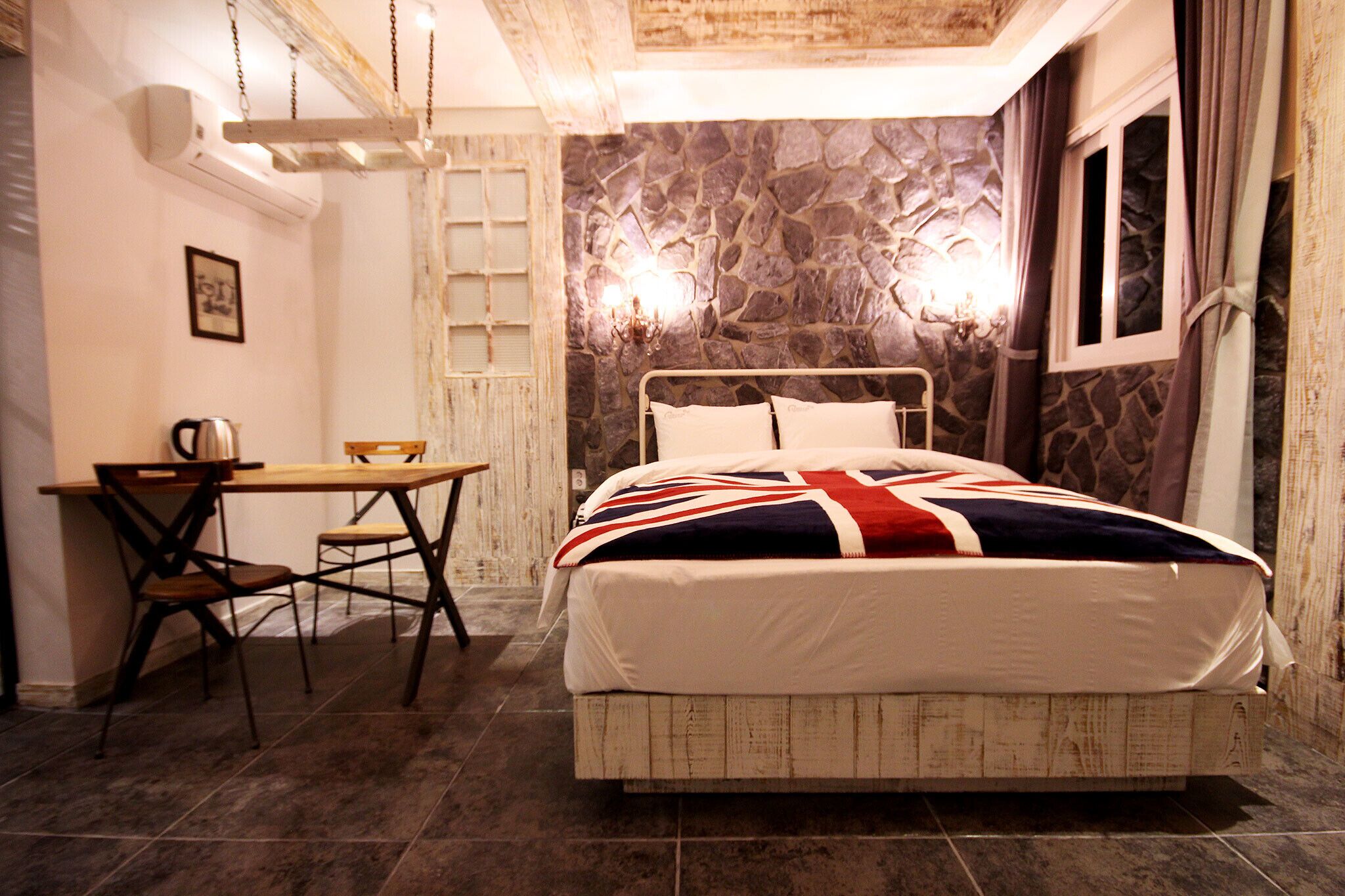 Daegu Dongdaegu Station London Boutique