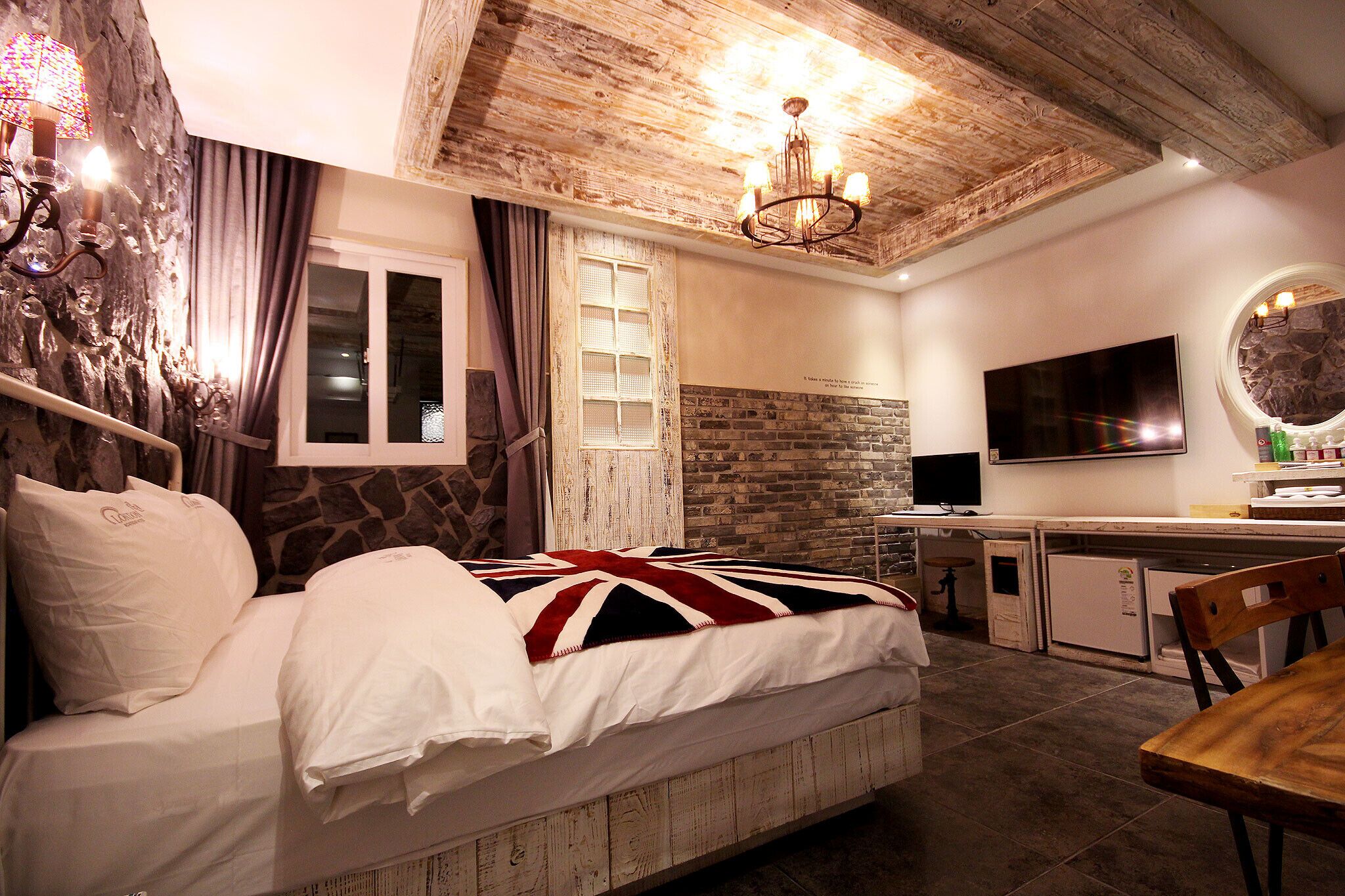 Daegu Dongdaegu Station London Boutique