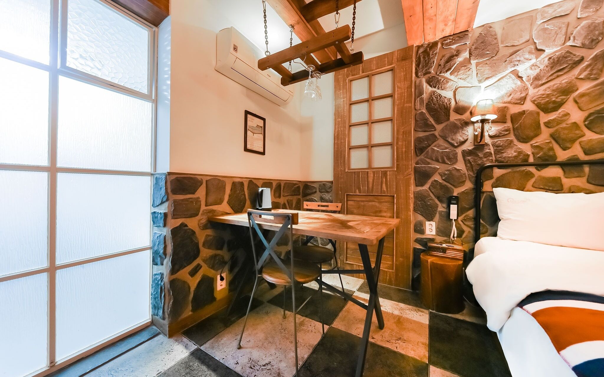 Daegu Dongdaegu Station London Boutique