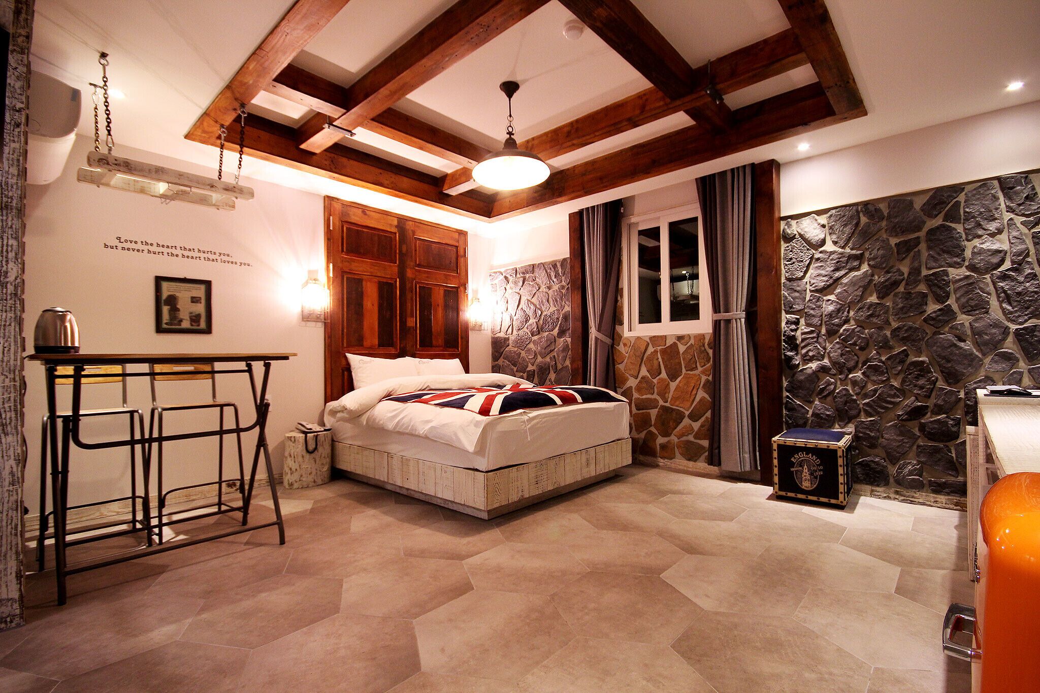 Daegu Dongdaegu Station London Boutique