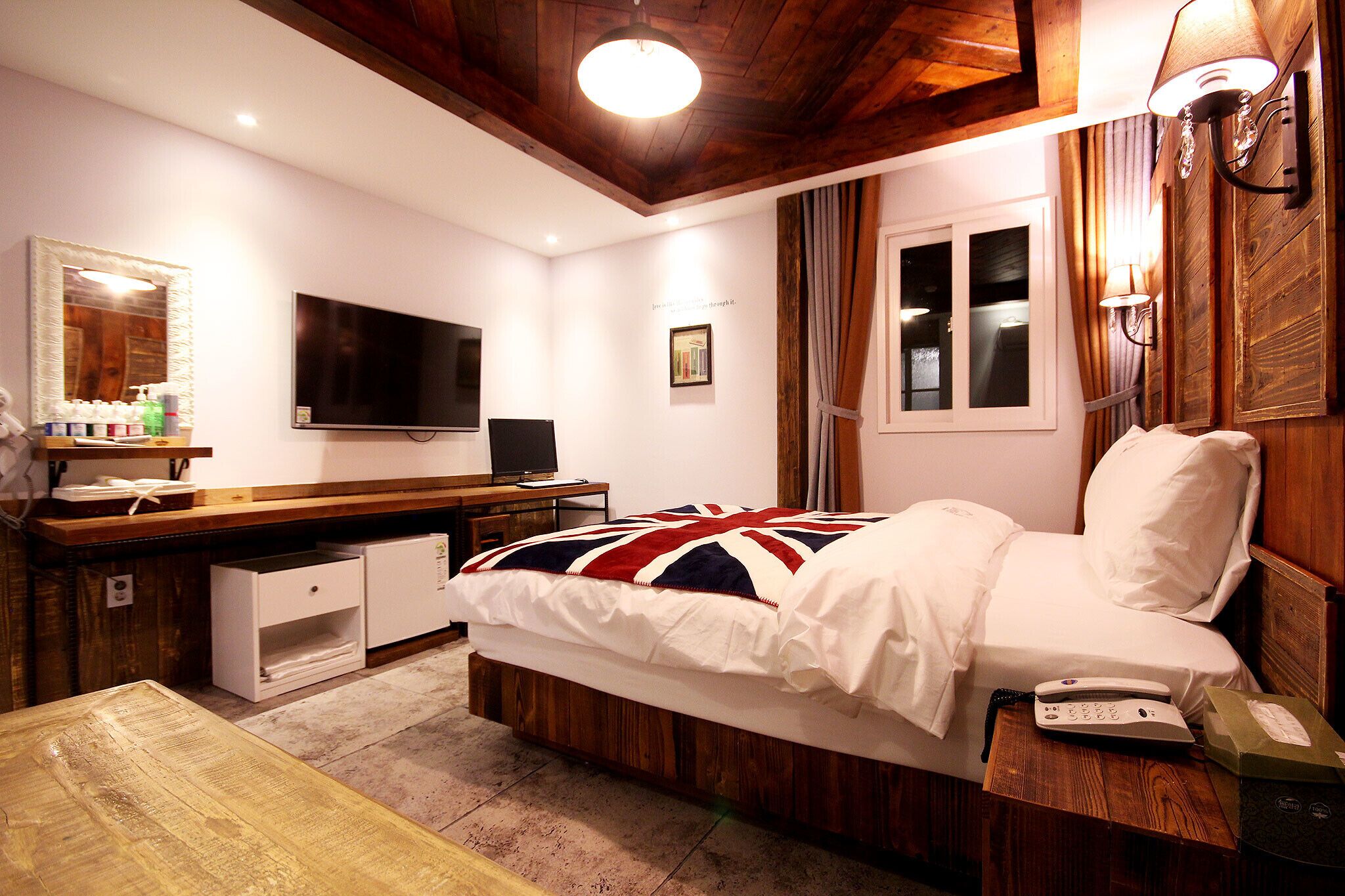 Daegu Dongdaegu Station London Boutique