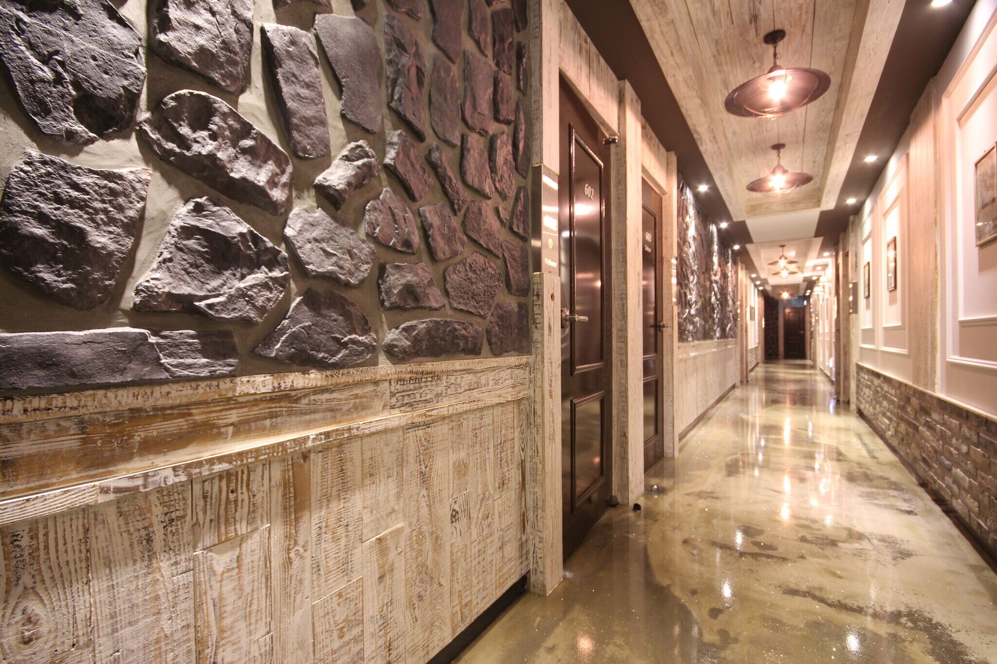 Daegu Dongdaegu Station London Boutique