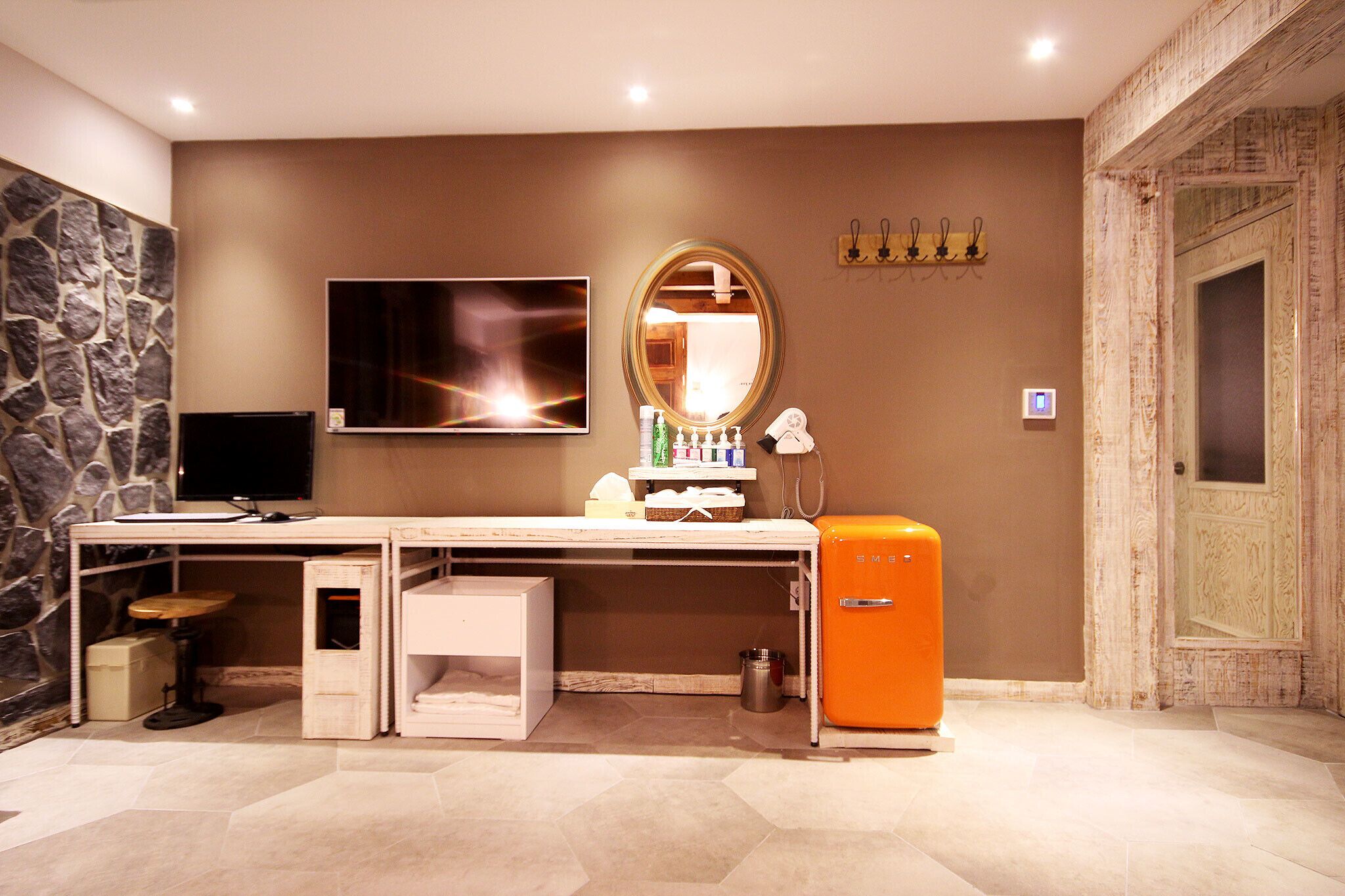 Daegu Dongdaegu Station London Boutique