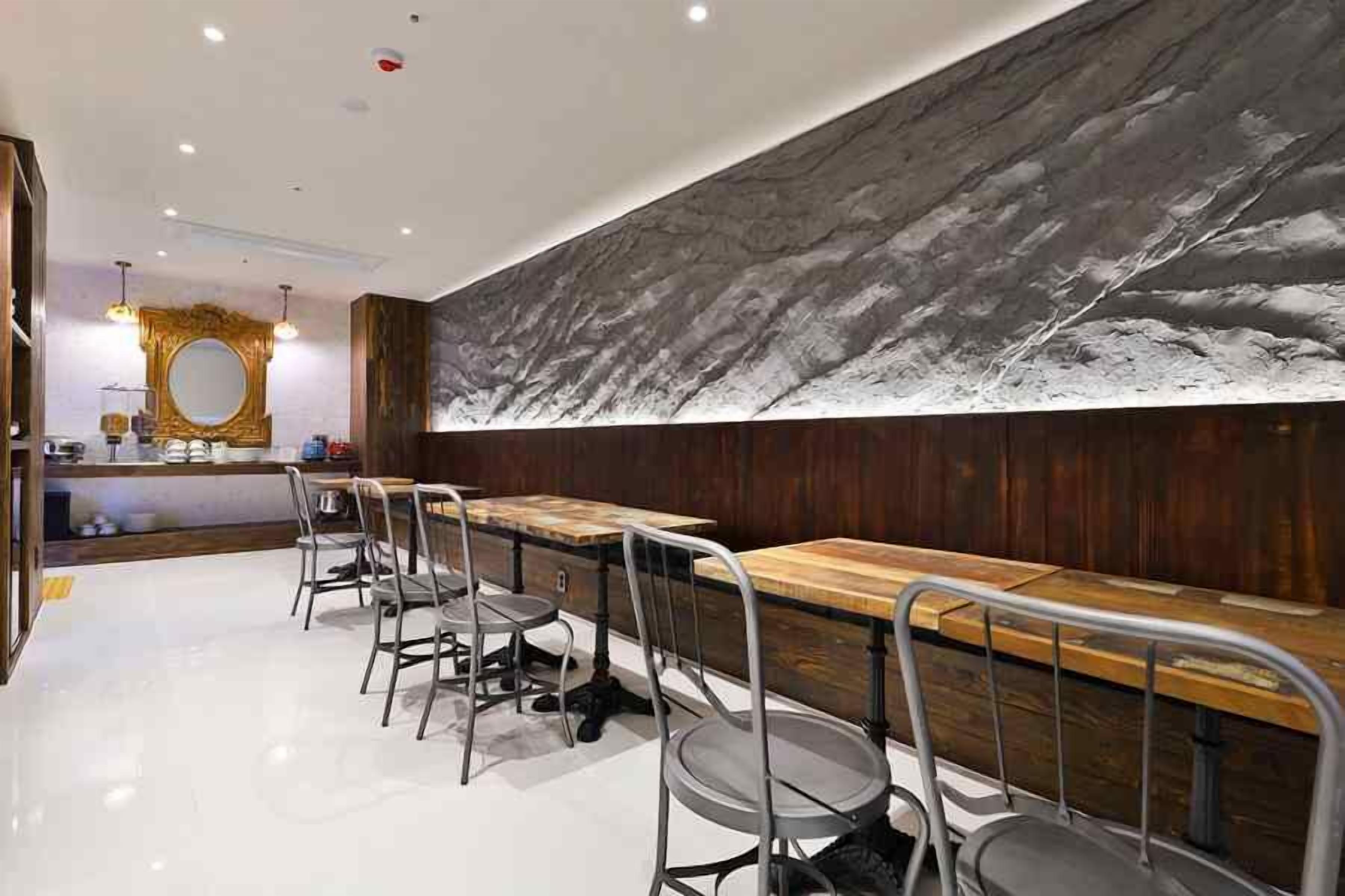 Daegu February Hotel Lions Park