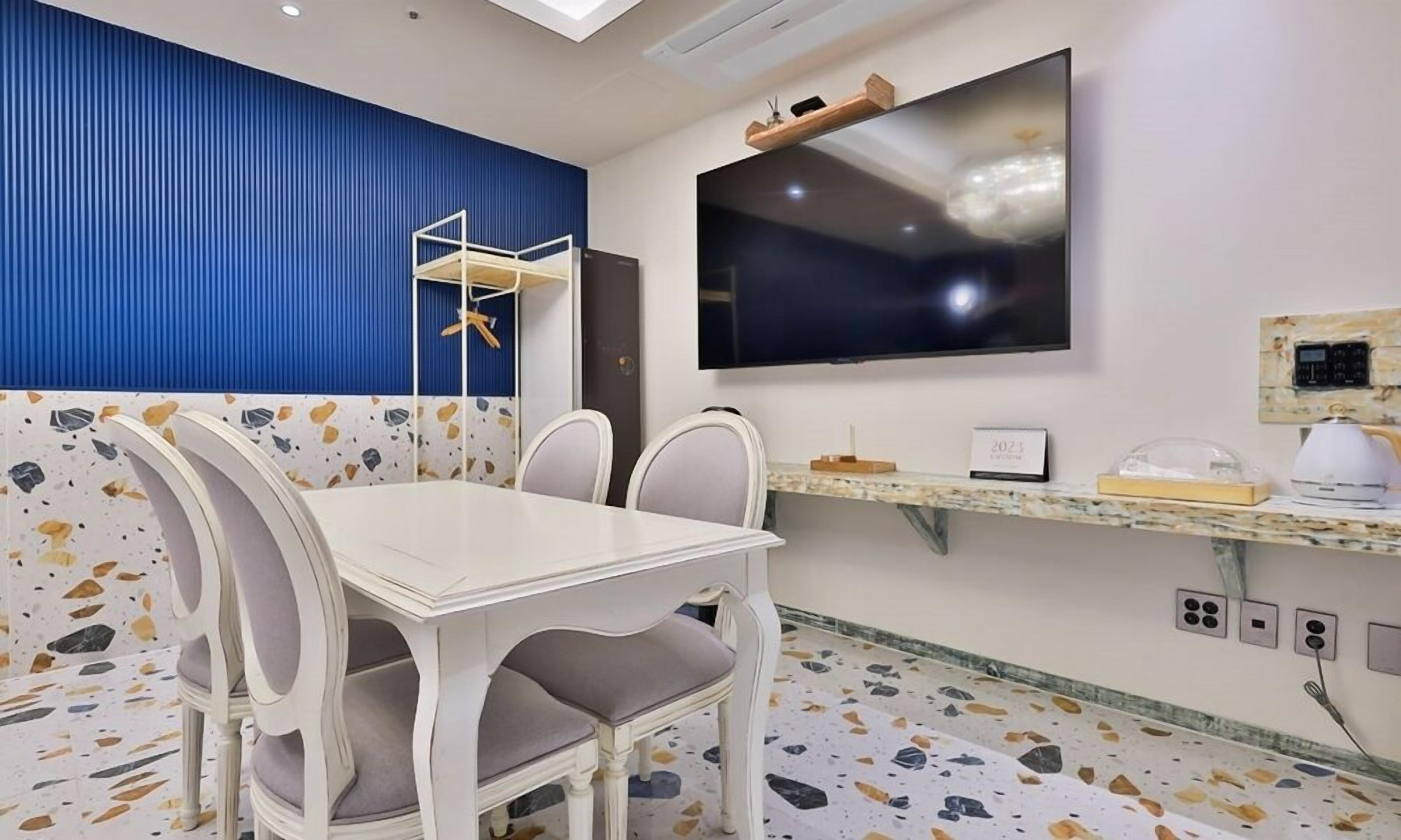 Daegu February Hotel Lions Park