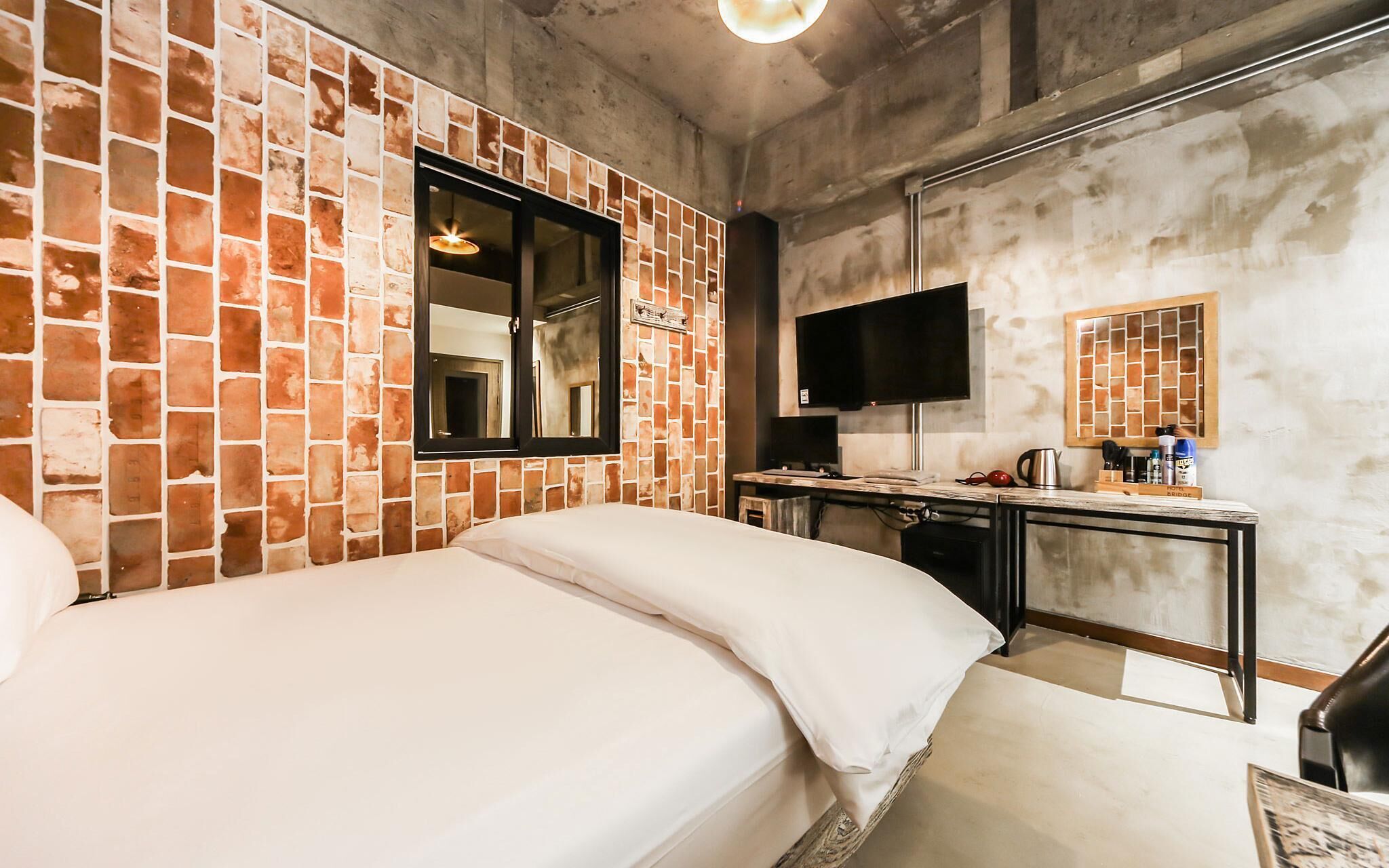 Daegu Gyeongbuk University Bridge Hotel