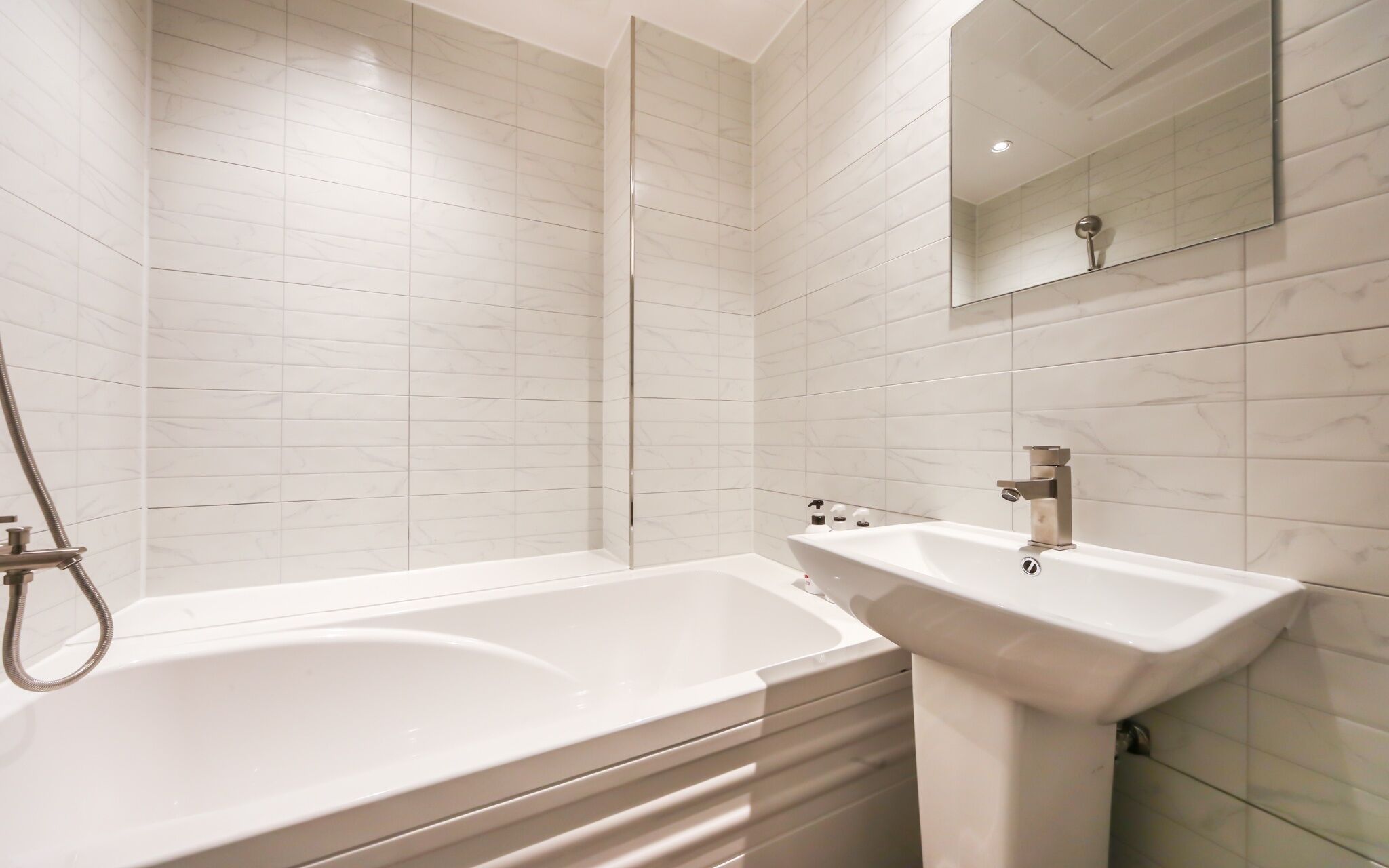 Daegu Gyeongbuk University Bridge Hotel