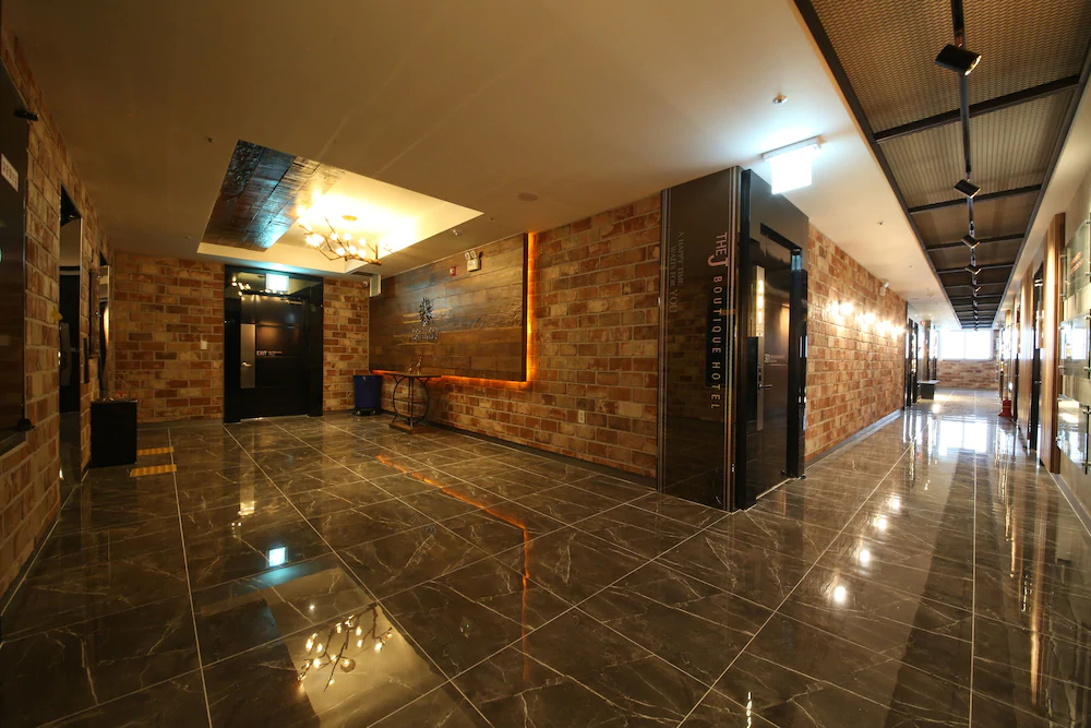 Daegu J Hotel
